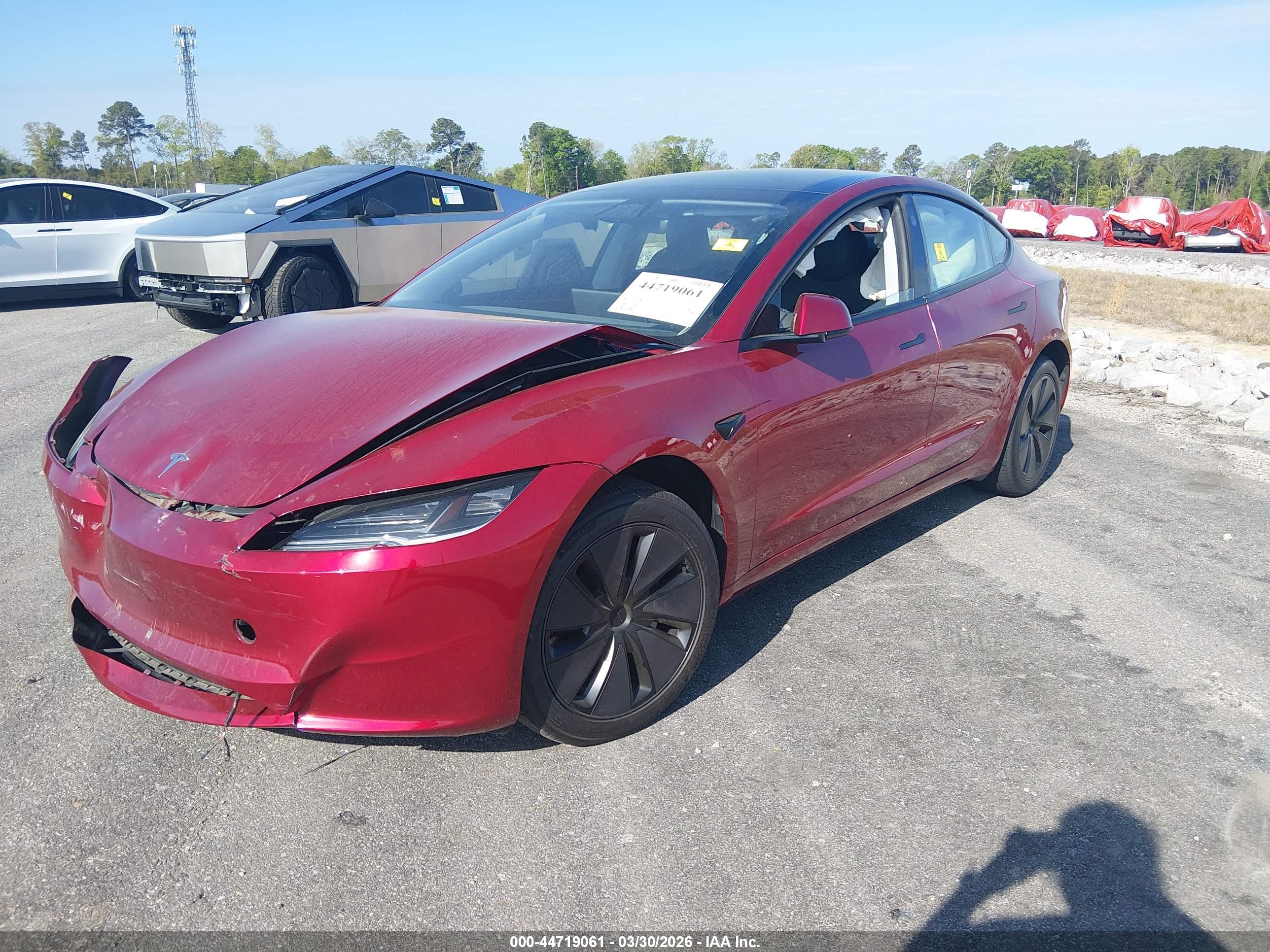 TESLA MODEL image 2