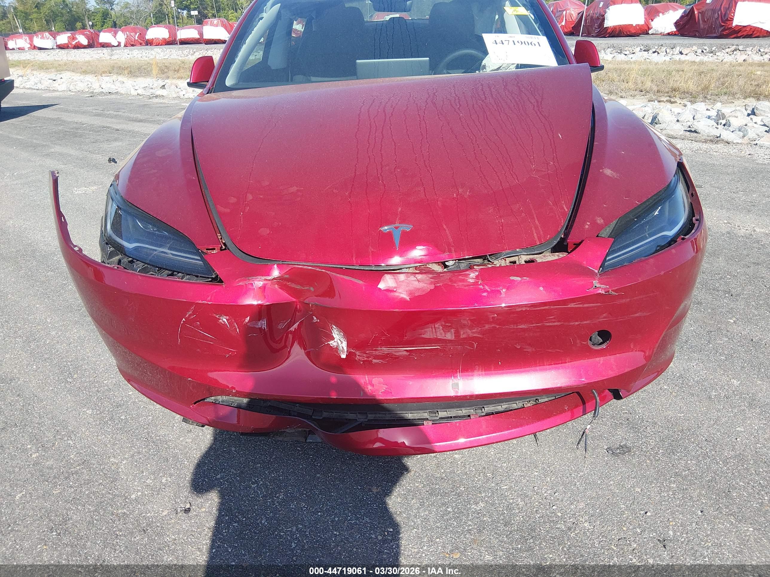 TESLA MODEL image 6