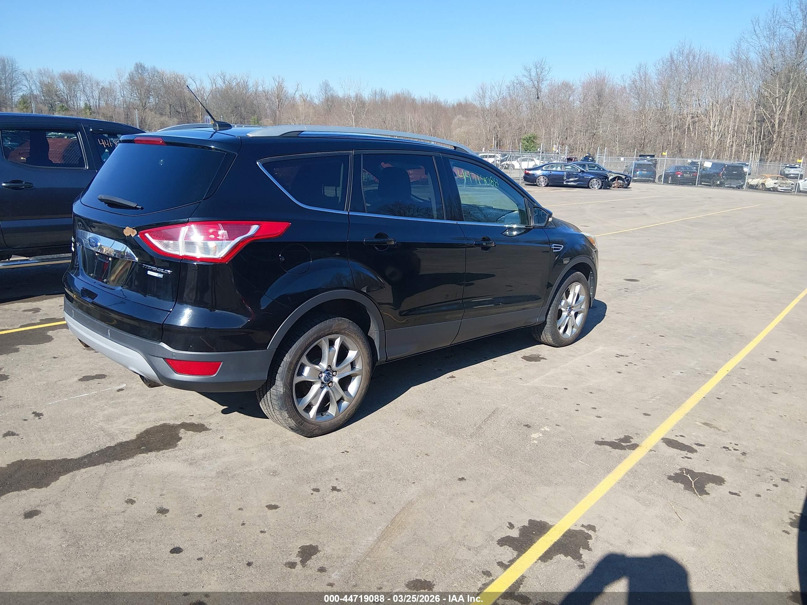 FORD ESCAPE image 4