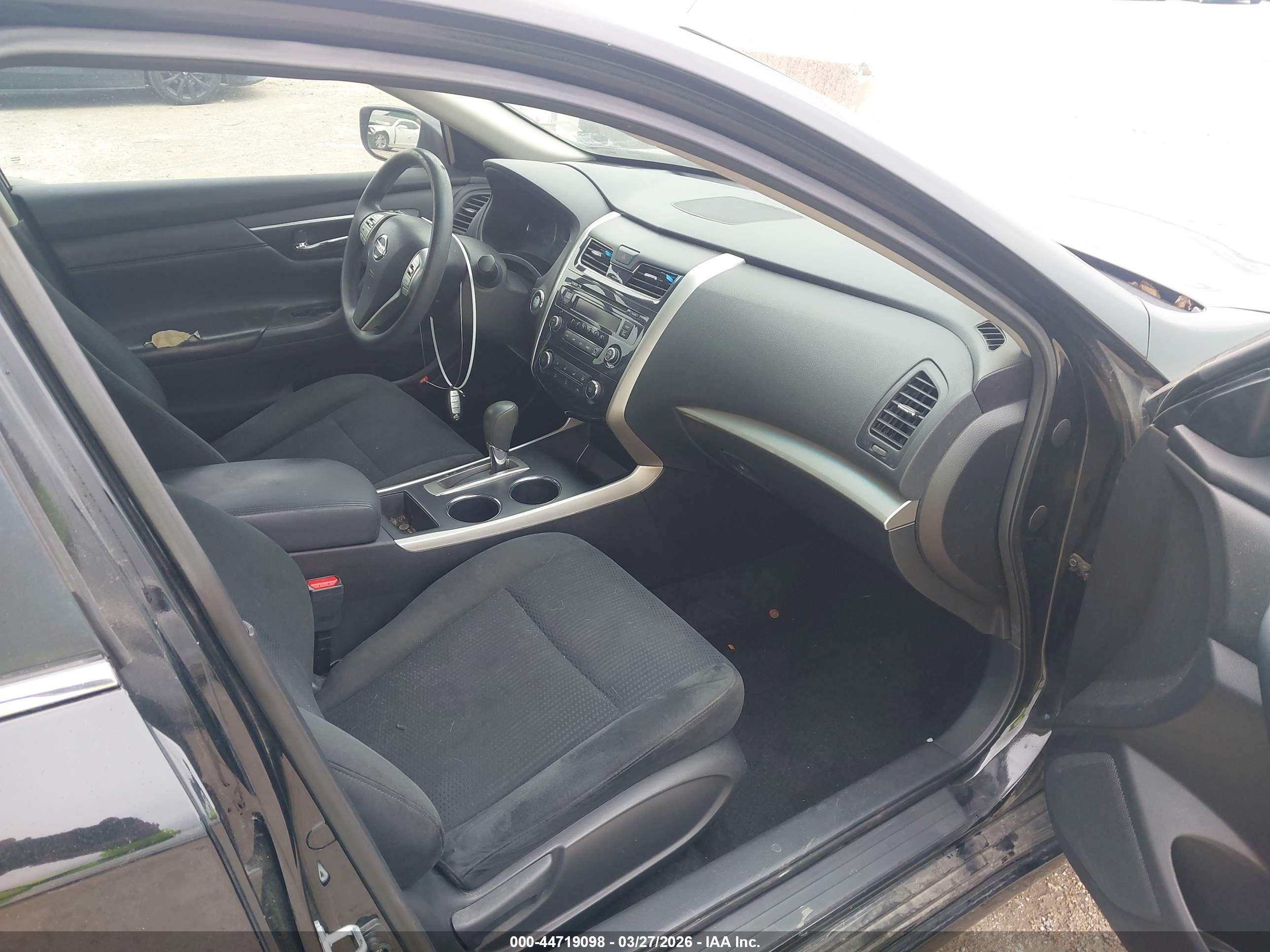 NISSAN ALTIMA image 5