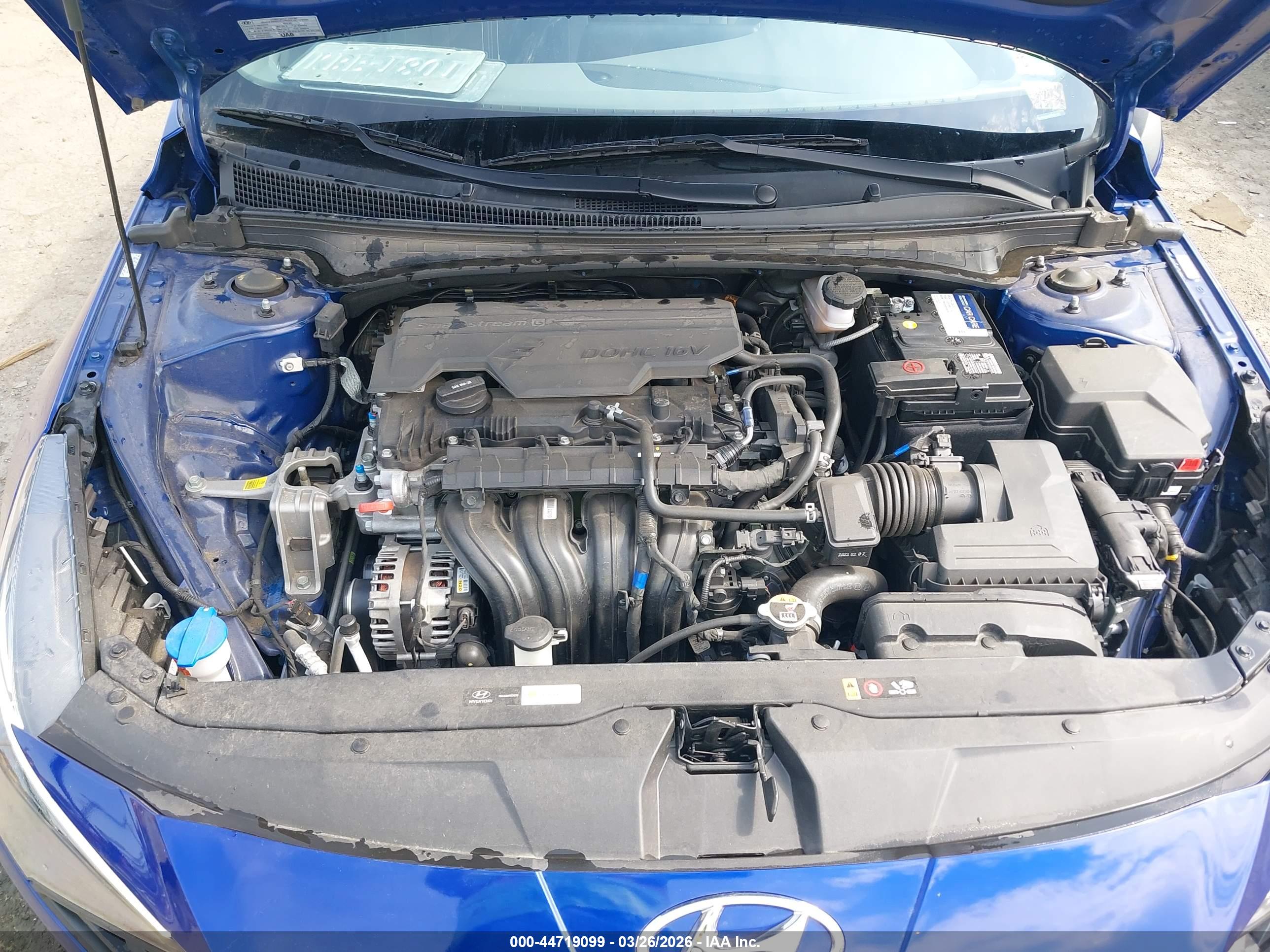 HYUNDAI ELANTRA image 10