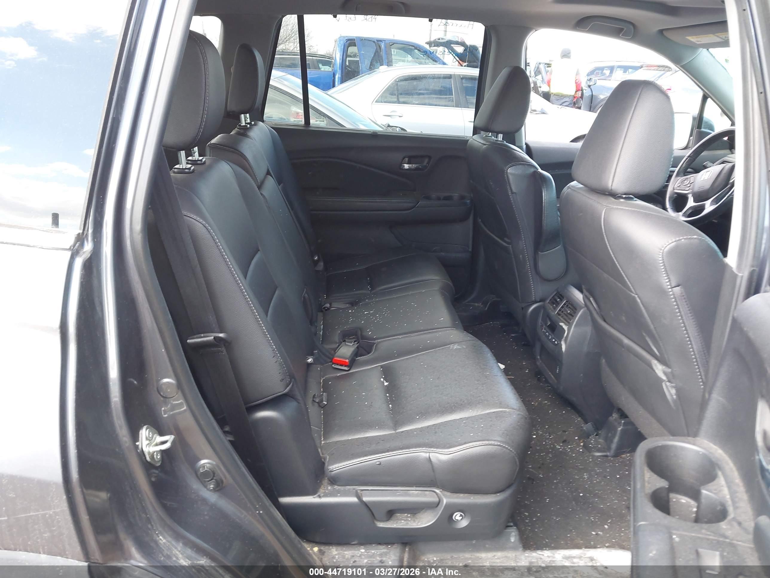 HONDA PILOT image 8
