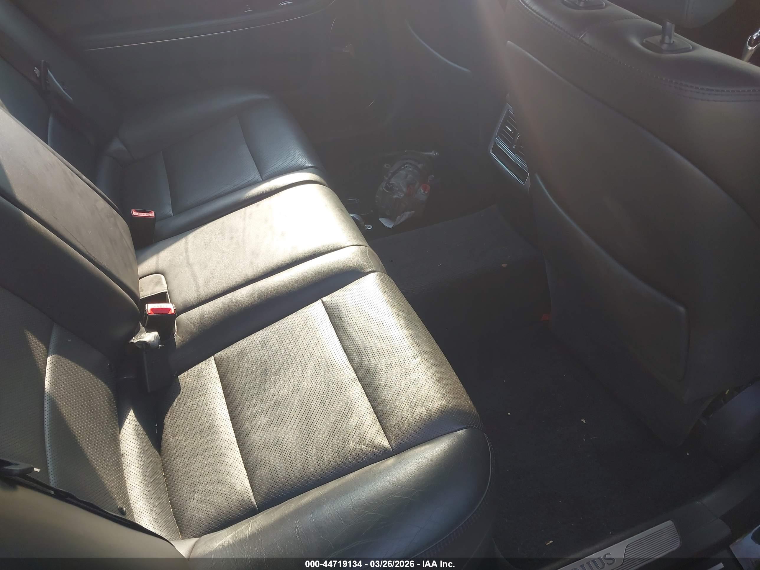 HYUNDAI EQUUS image 8