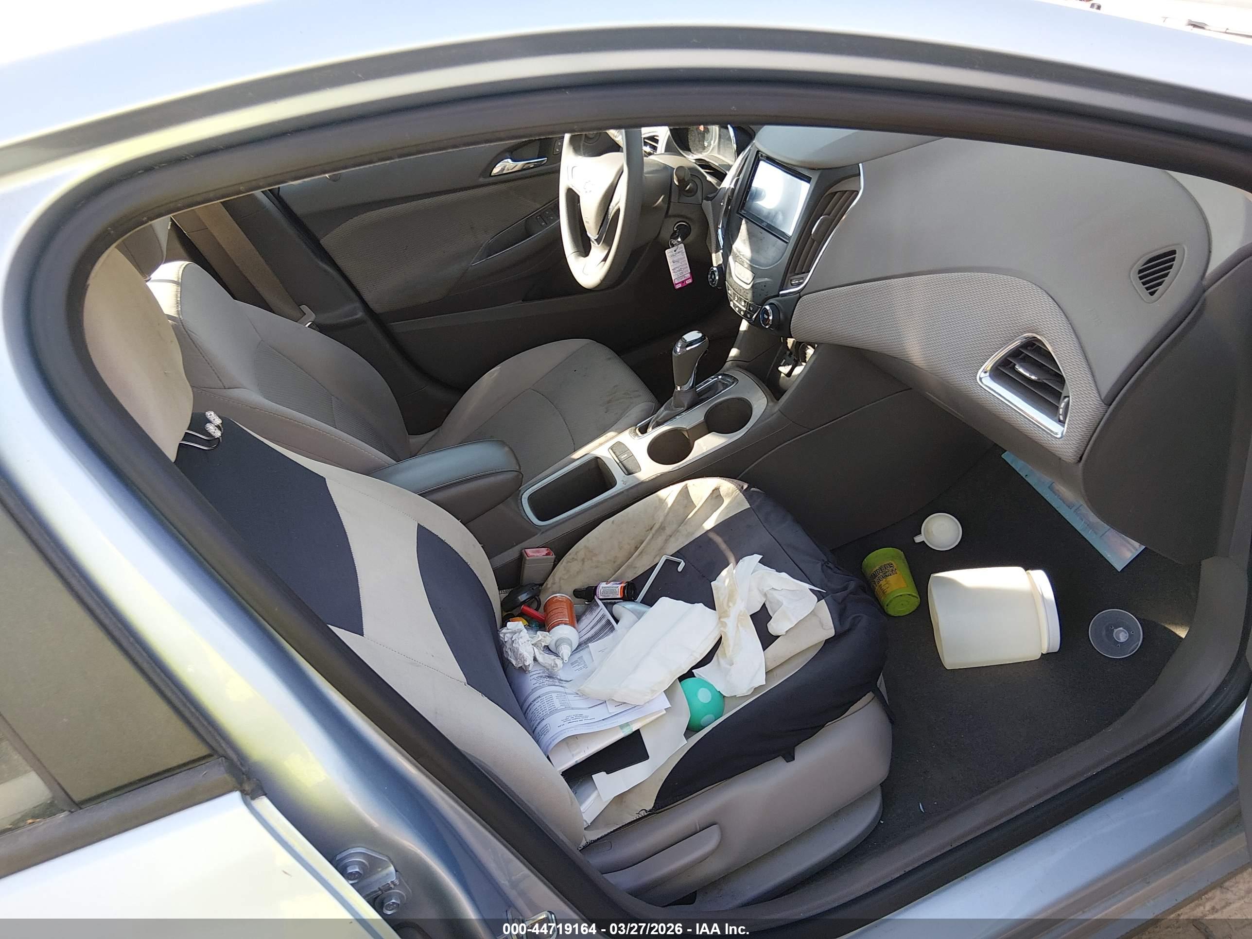 CHEVROLET CRUZE image 5