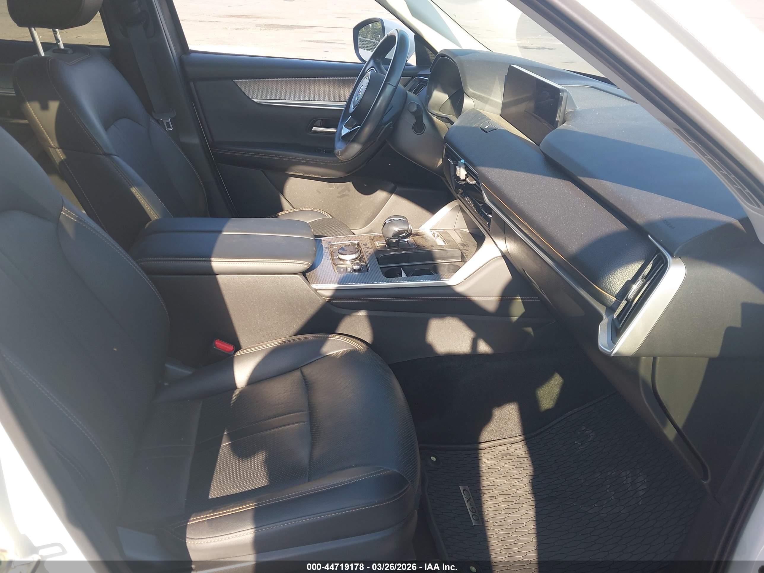 MAZDA CX-90 image 5