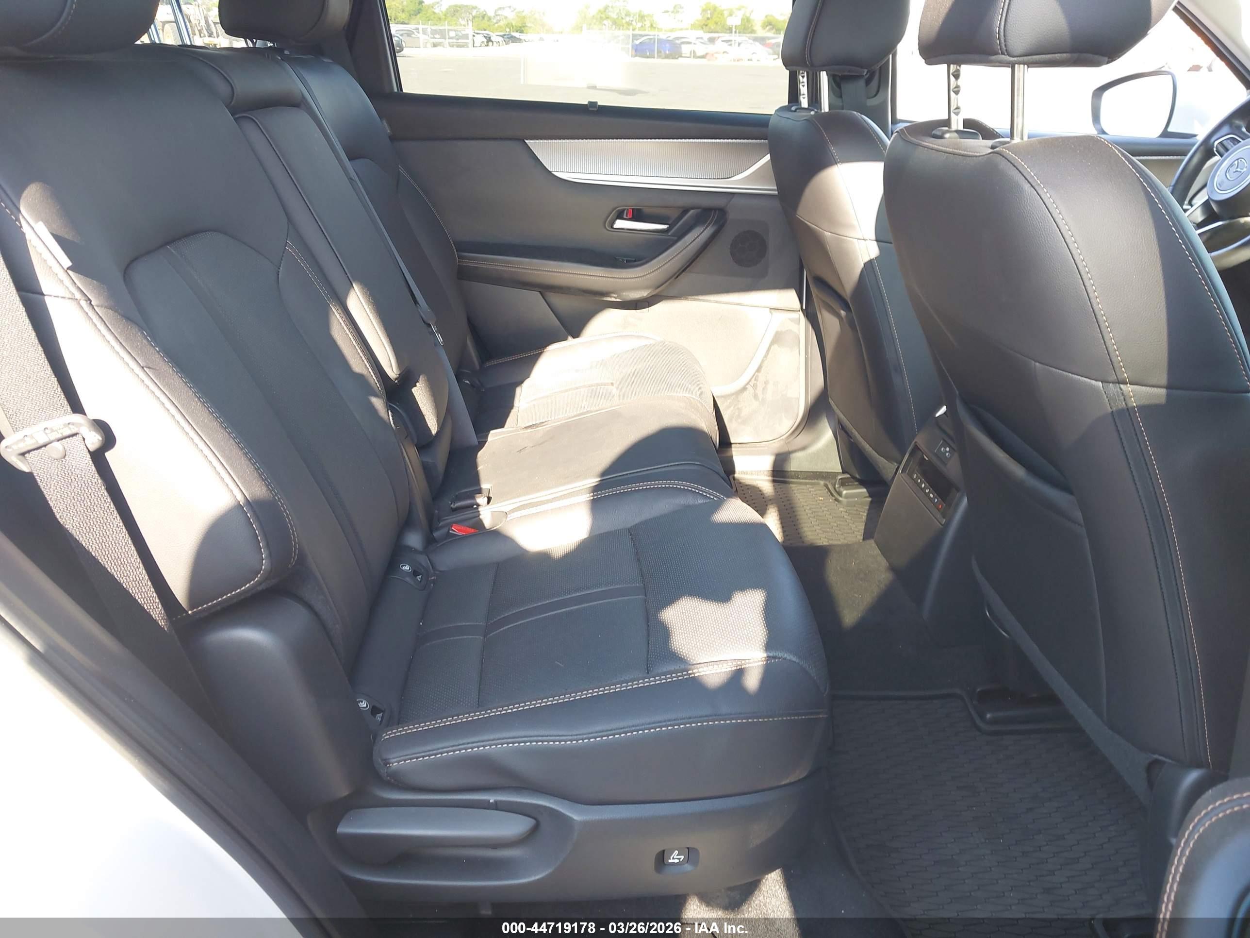 MAZDA CX-90 image 8