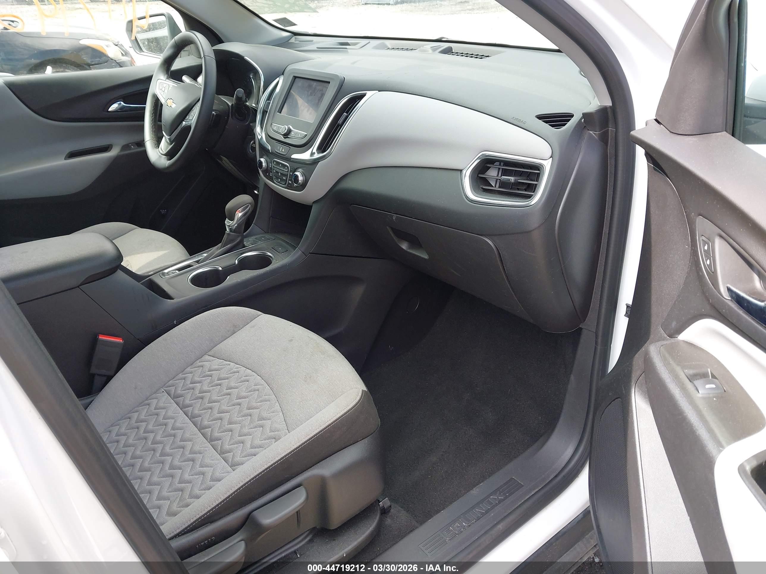 CHEVROLET EQUINOX image 5