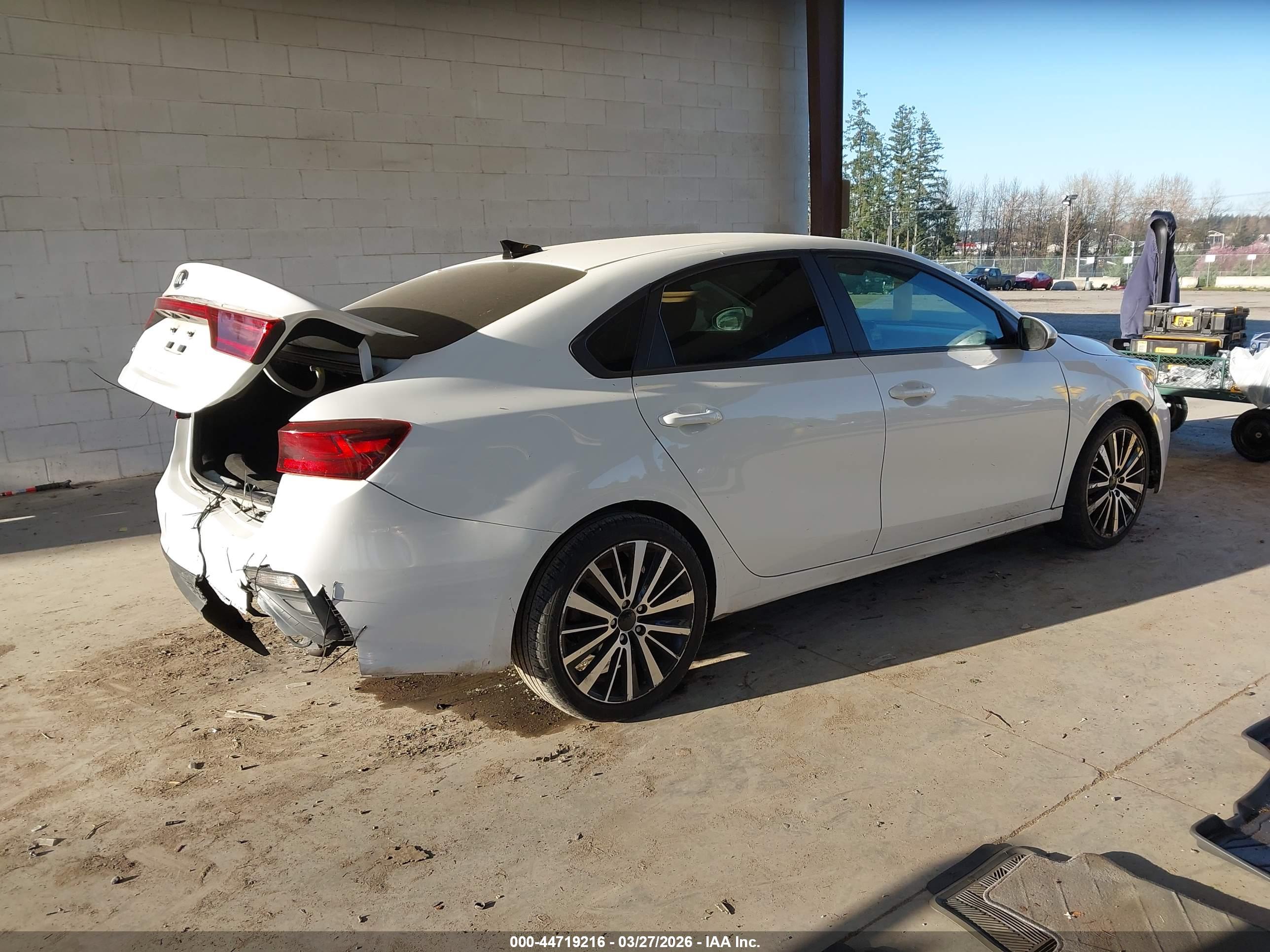 KIA FORTE image 4