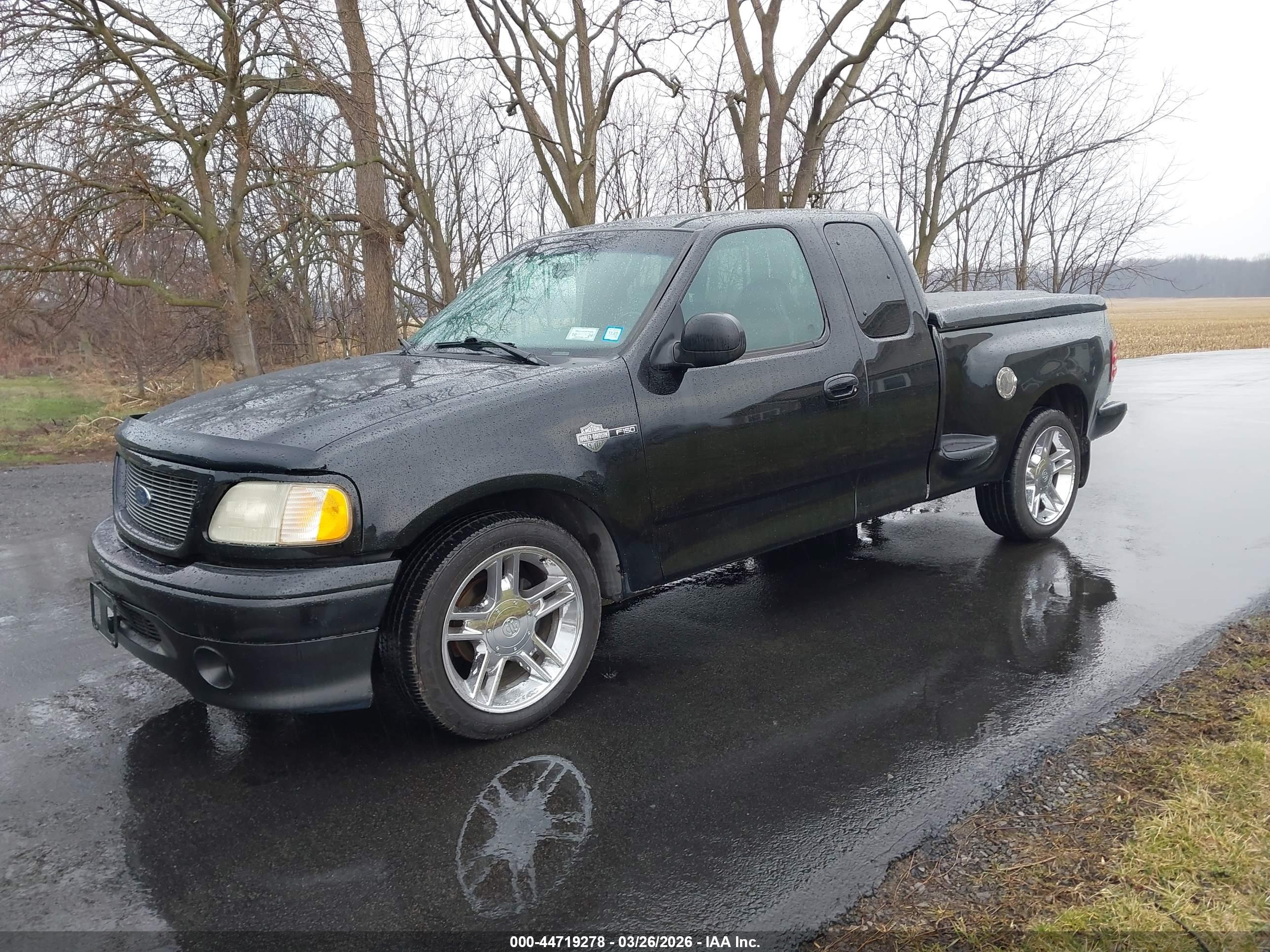 FORD F-150 image 2