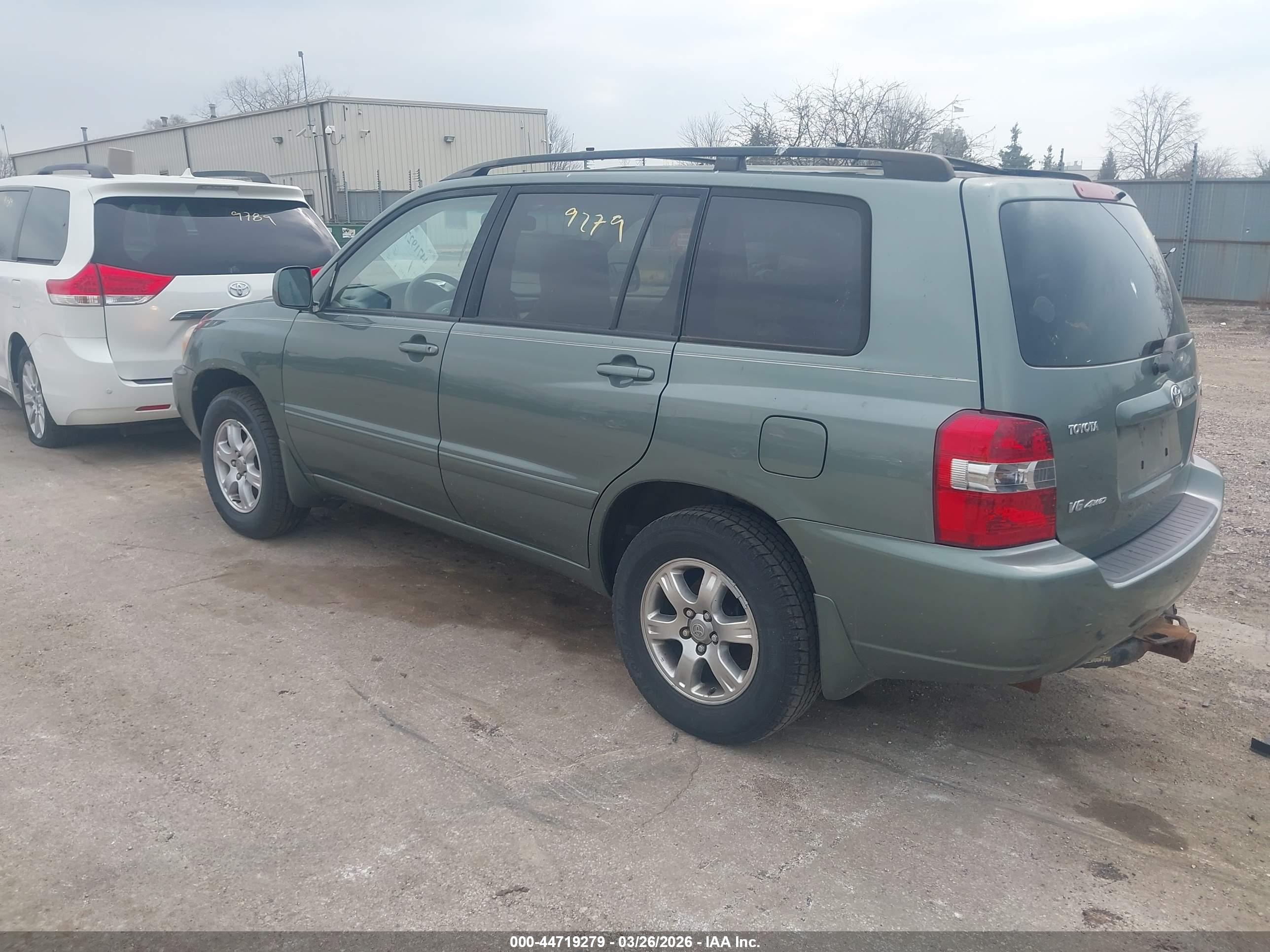 TOYOTA HIGHLANDER image 3