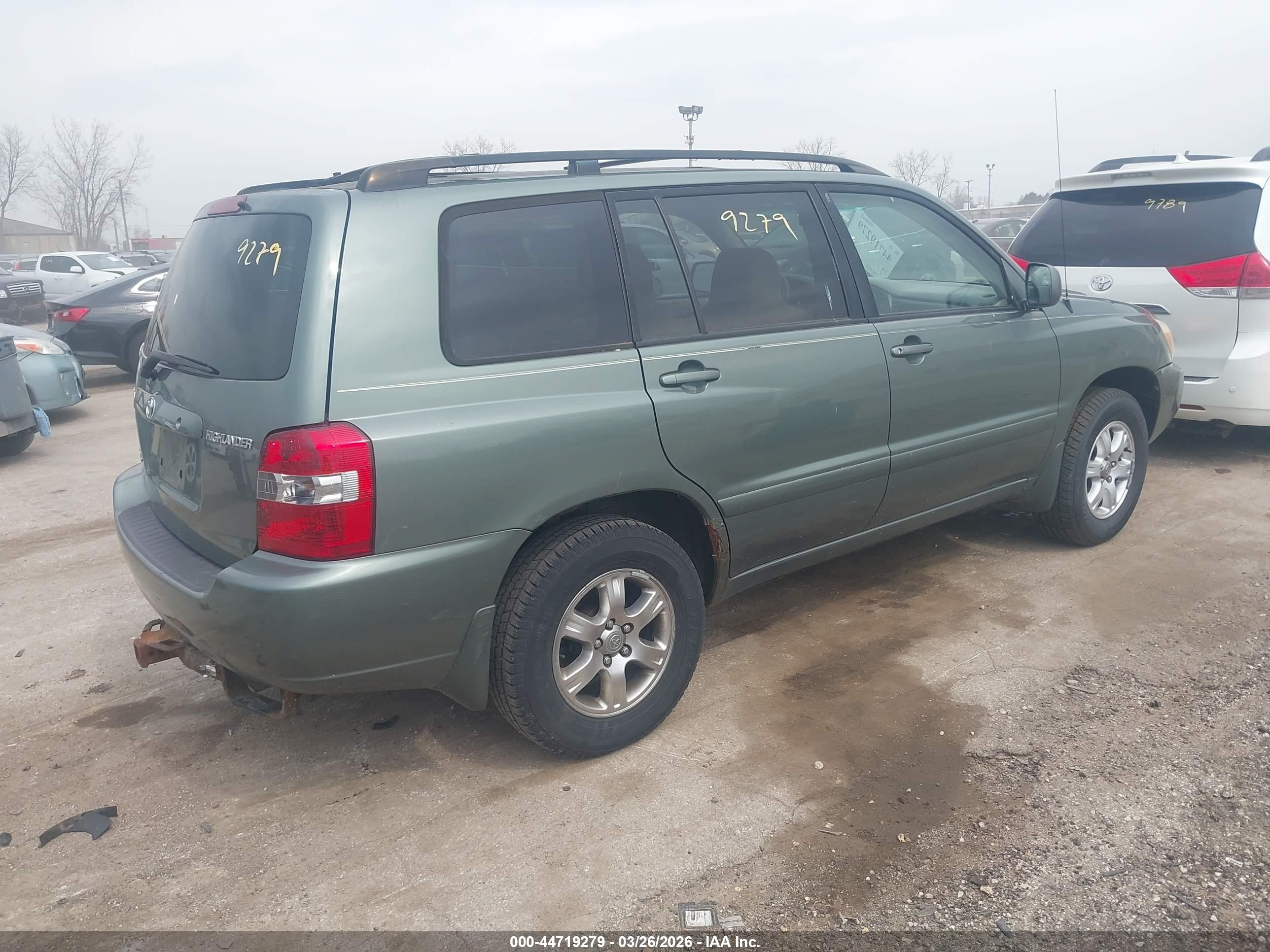 TOYOTA HIGHLANDER image 4