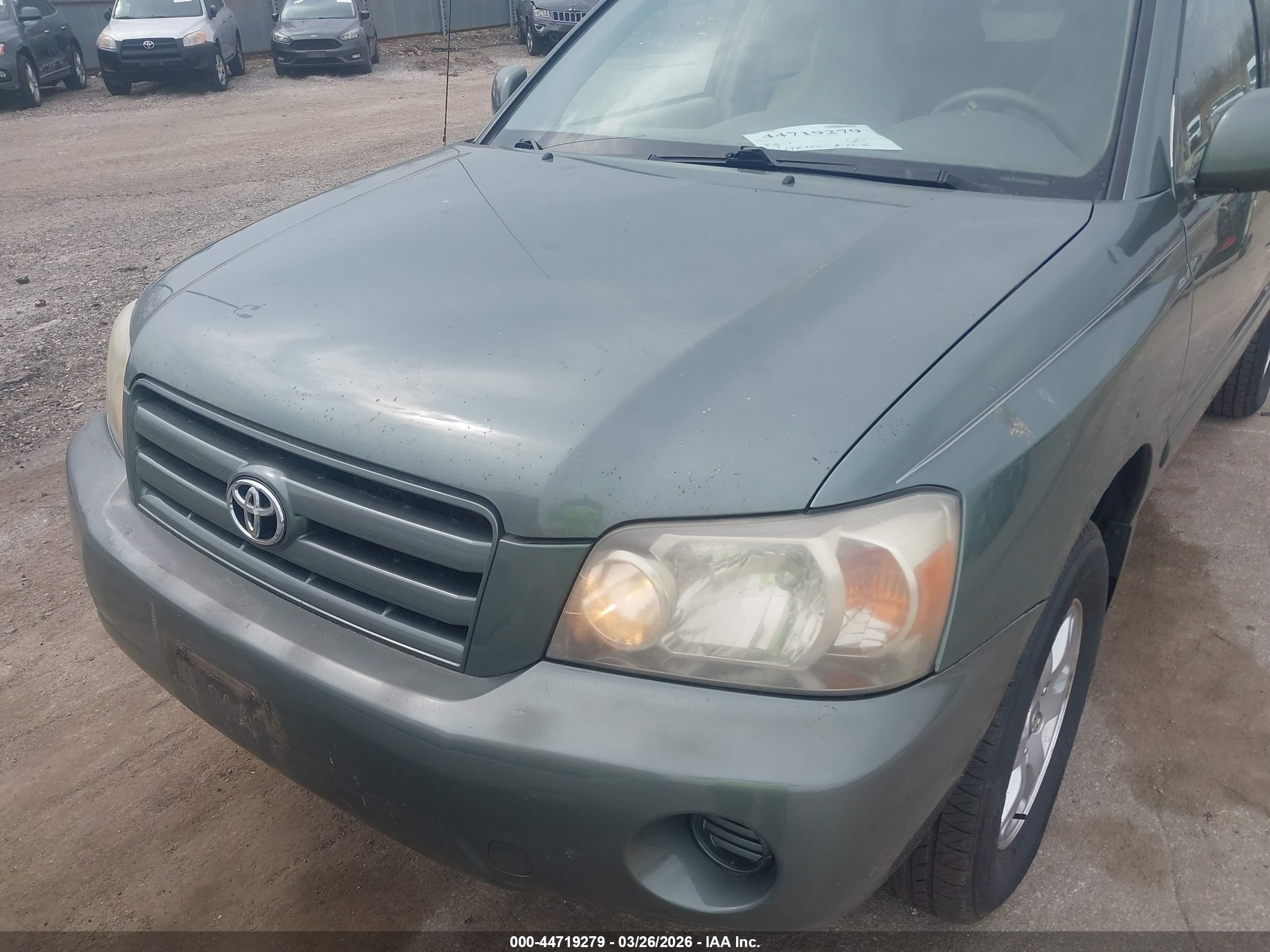 TOYOTA HIGHLANDER image 6