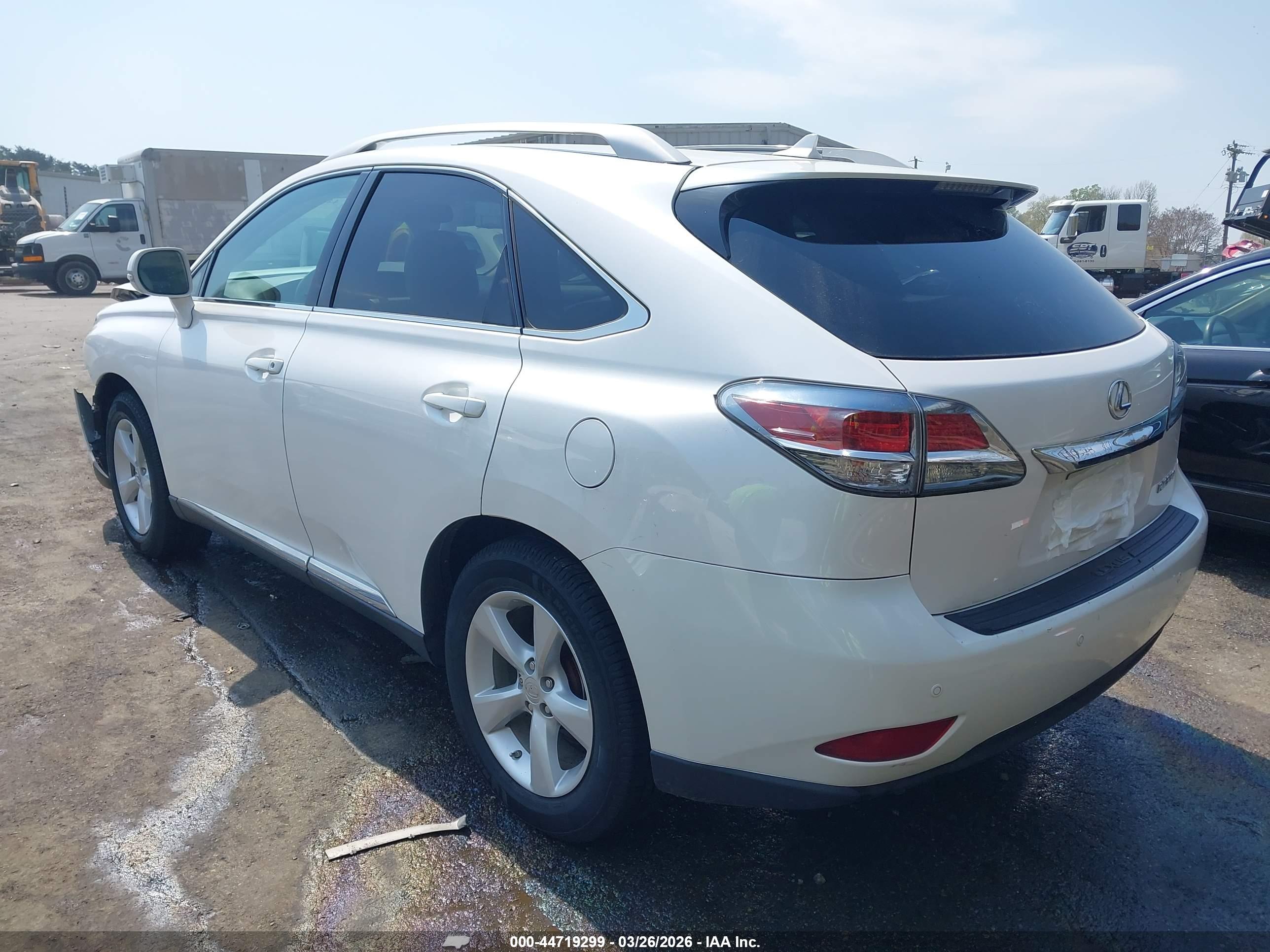 LEXUS RX image 3