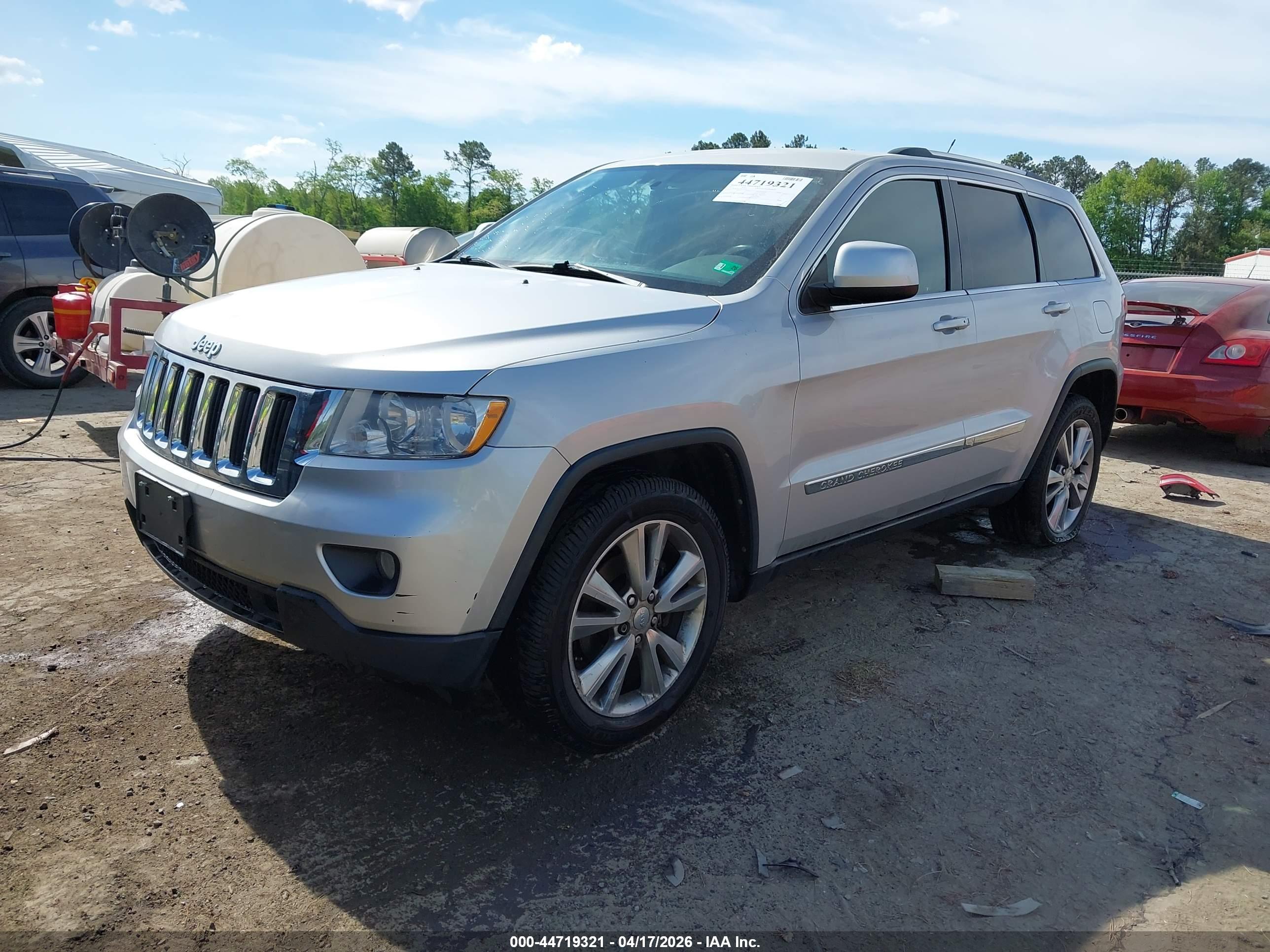 JEEP GRAND image 2