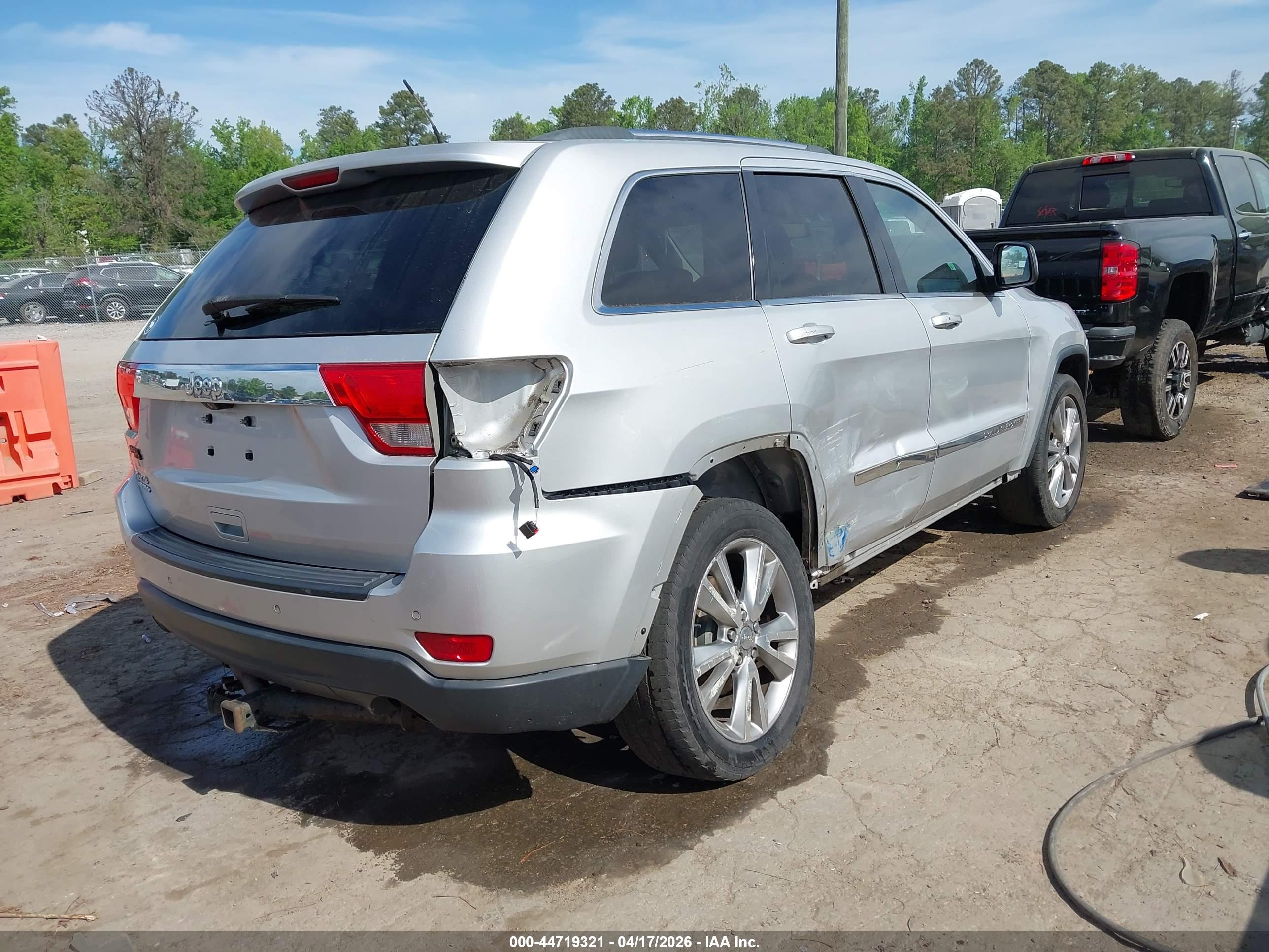 JEEP GRAND image 4