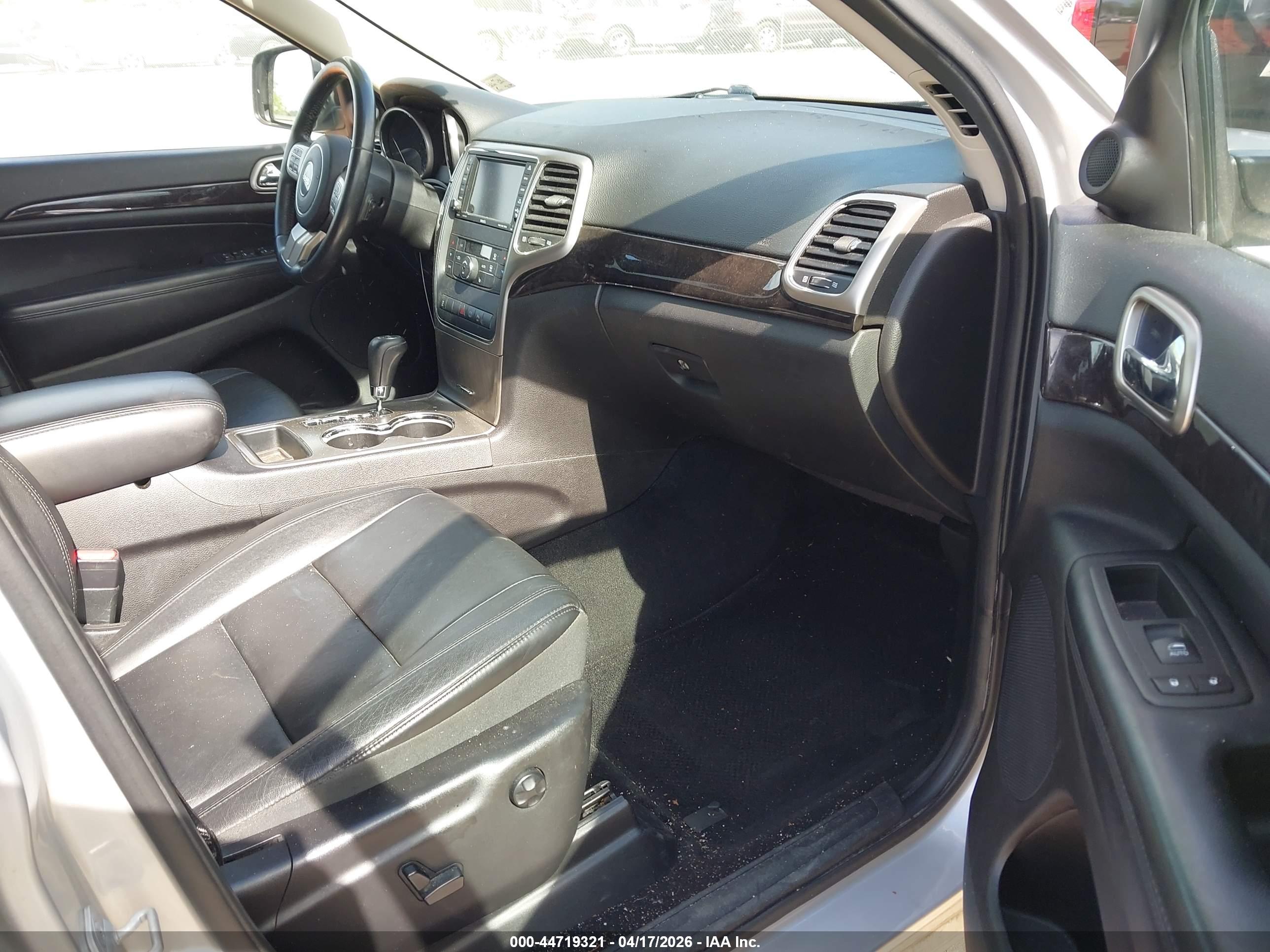 JEEP GRAND image 5