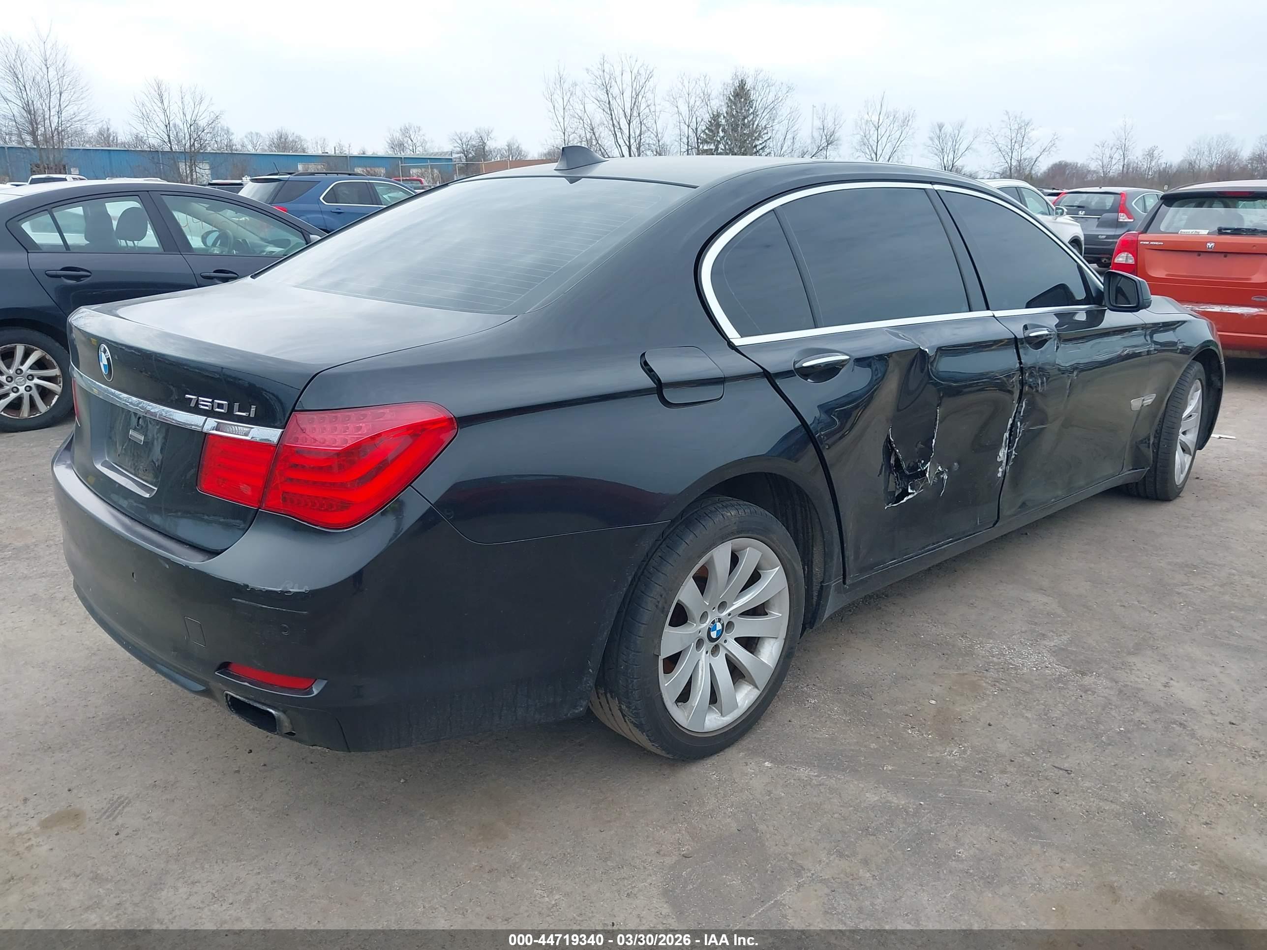 BMW 750LI image 4