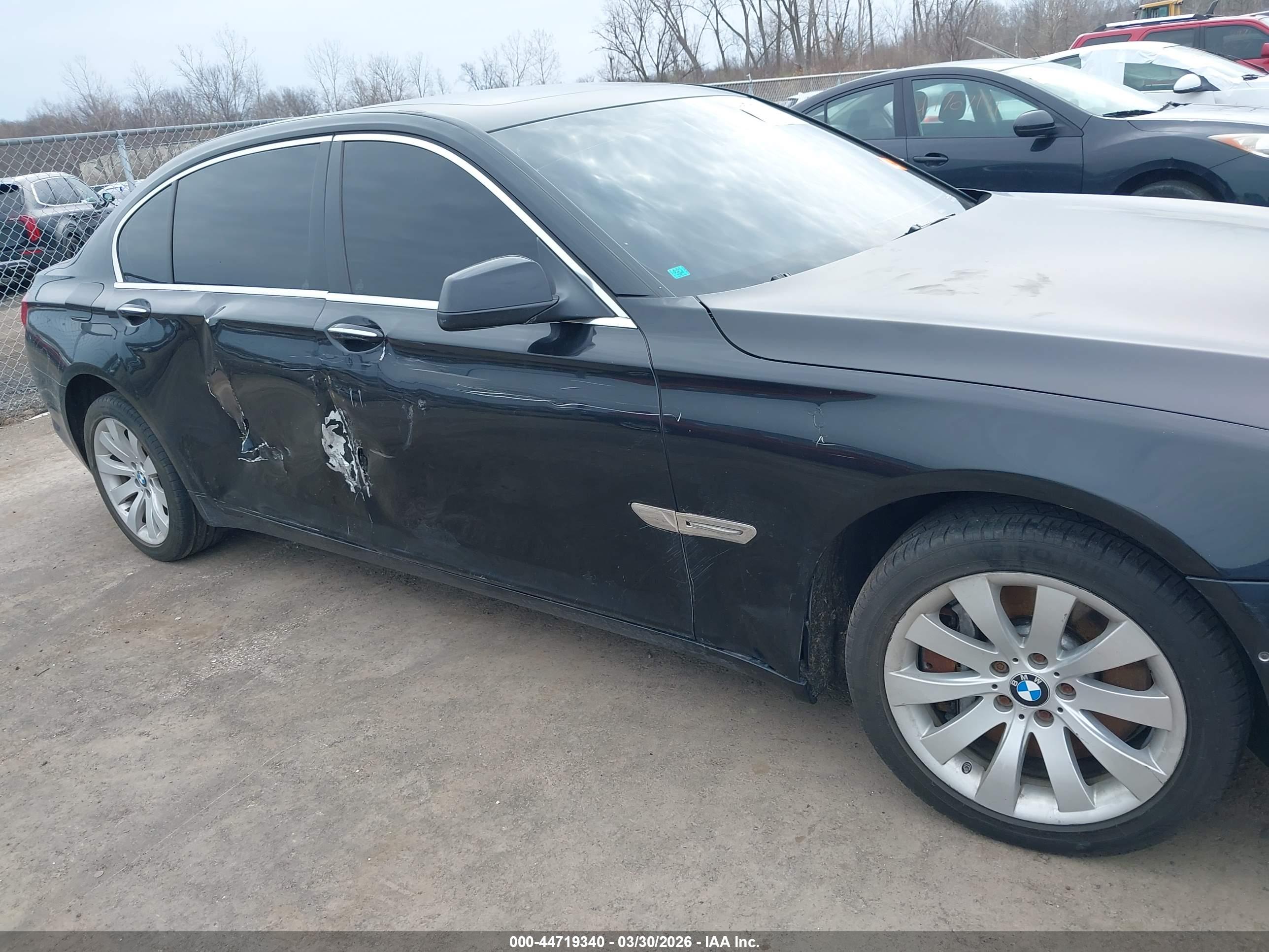 BMW 750LI image 6