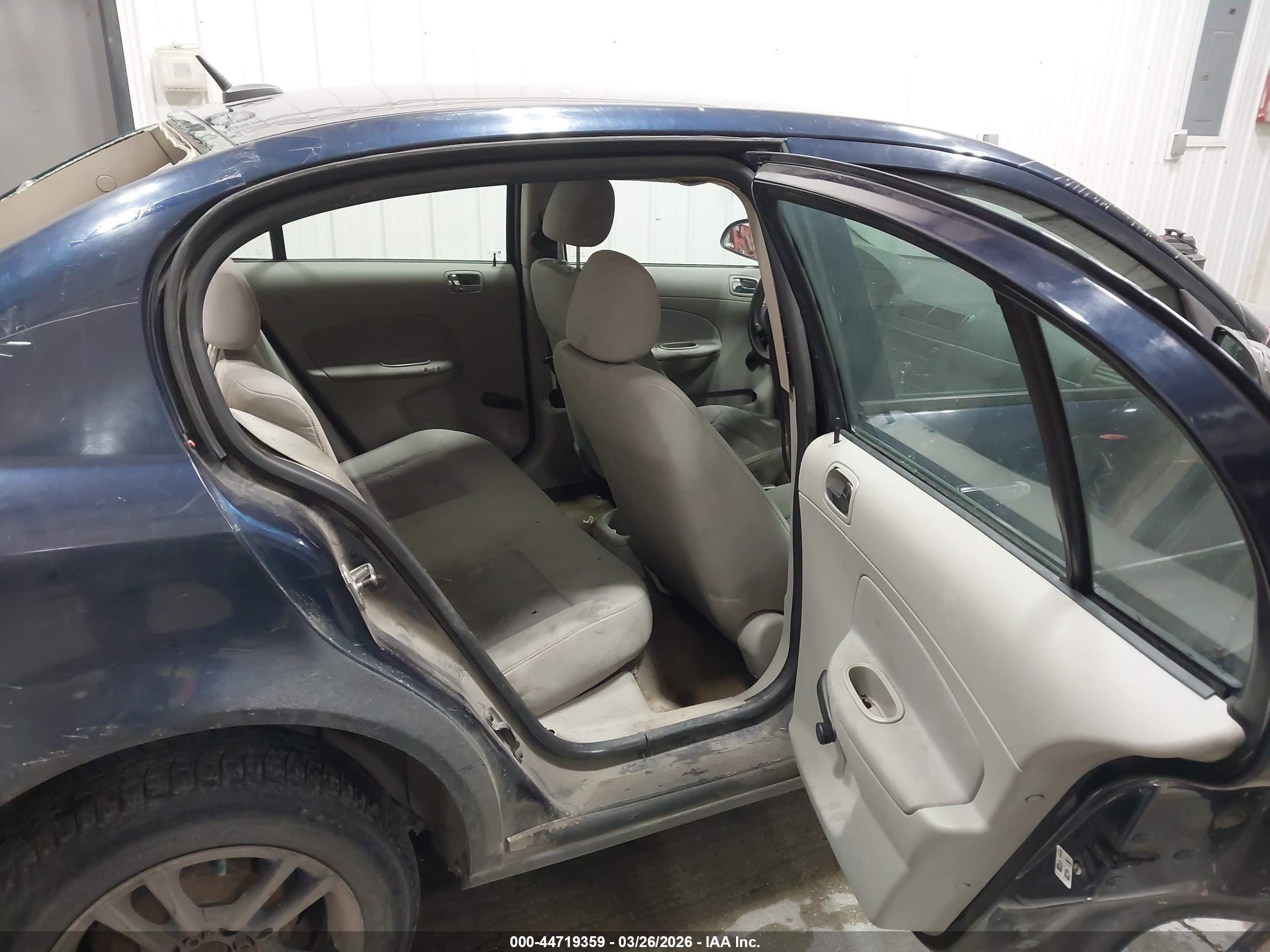 CHEVROLET COBALT image 8