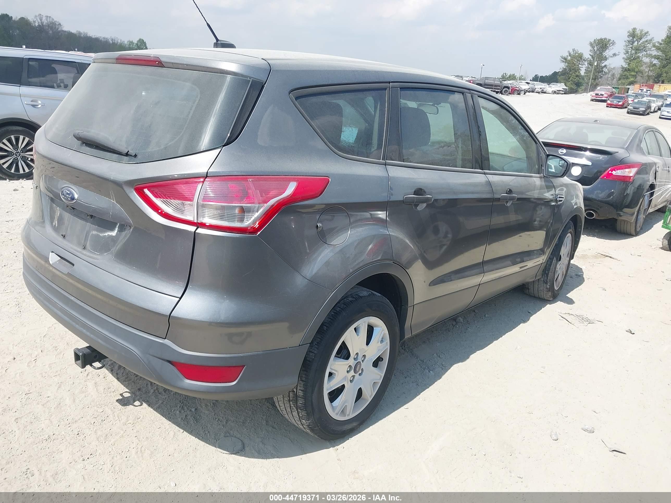 FORD ESCAPE image 4