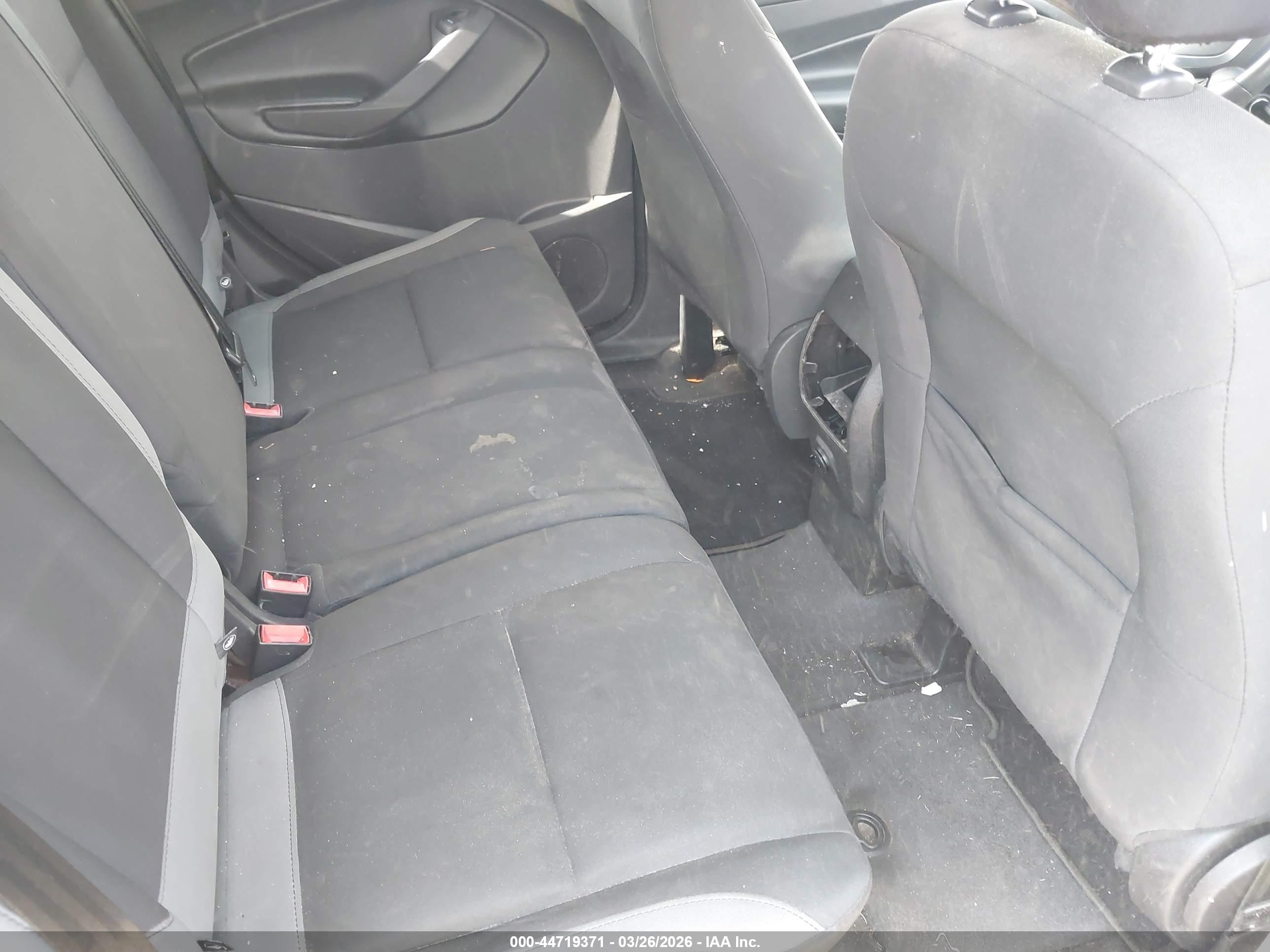 FORD ESCAPE image 8