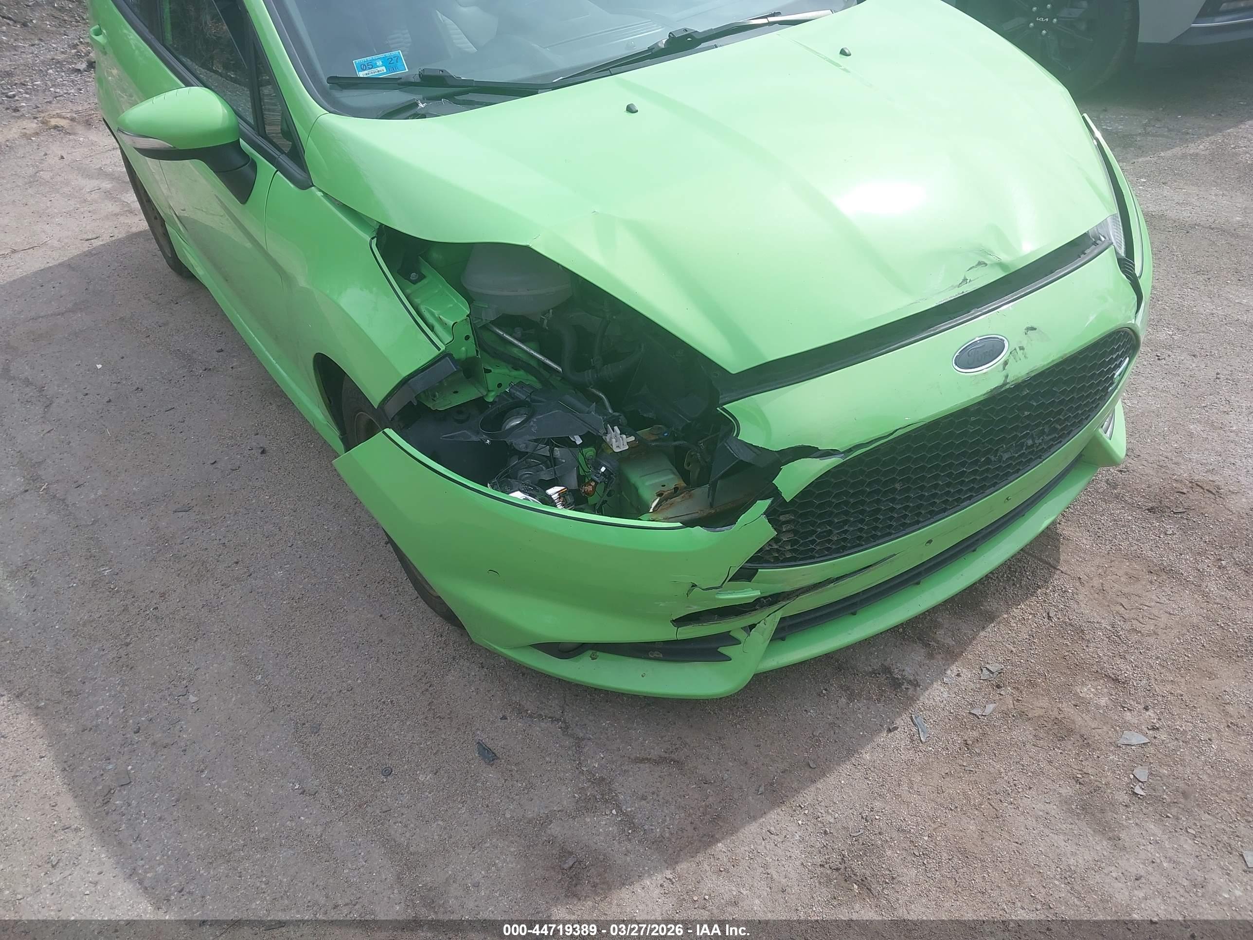 FORD FIESTA image 6