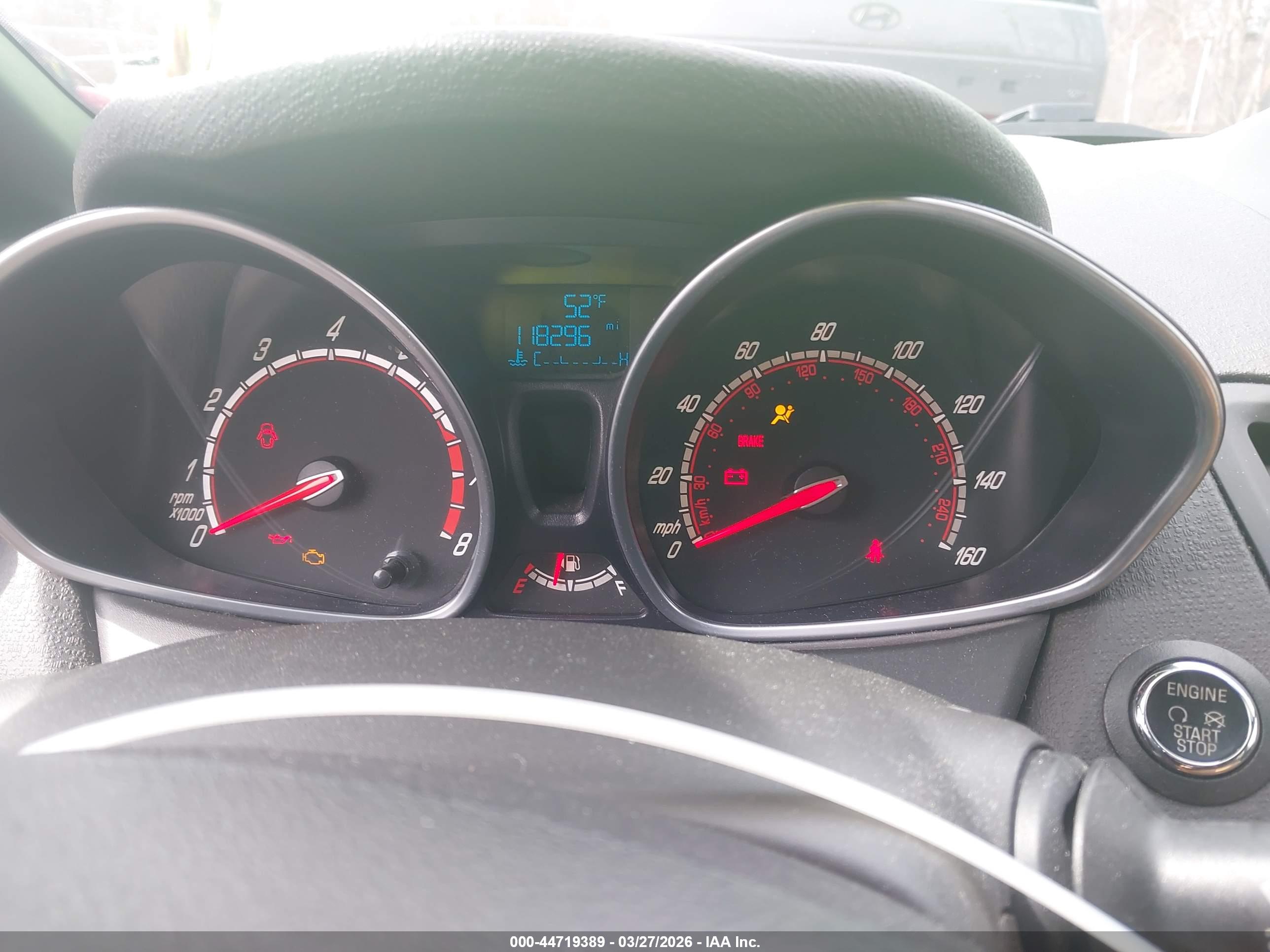 FORD FIESTA image 7