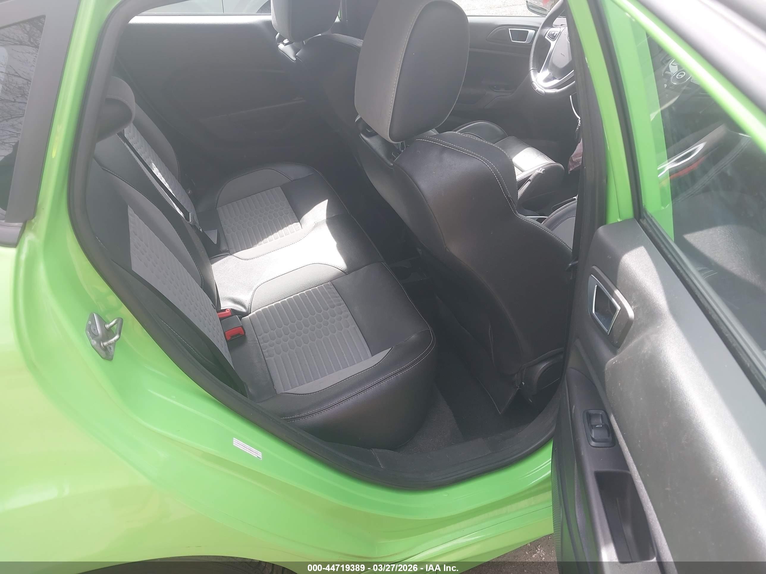 FORD FIESTA image 8