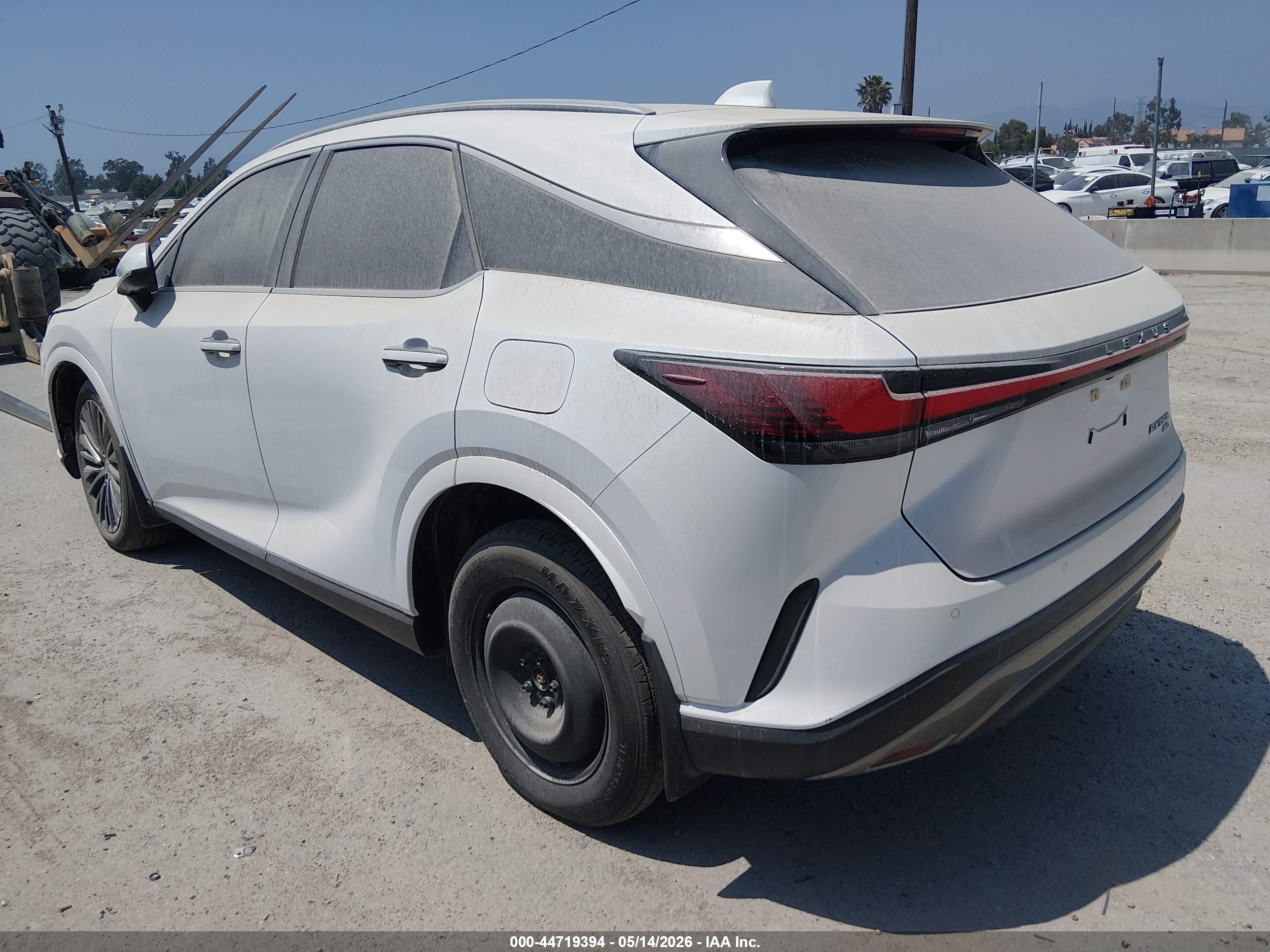 LEXUS RX image 3
