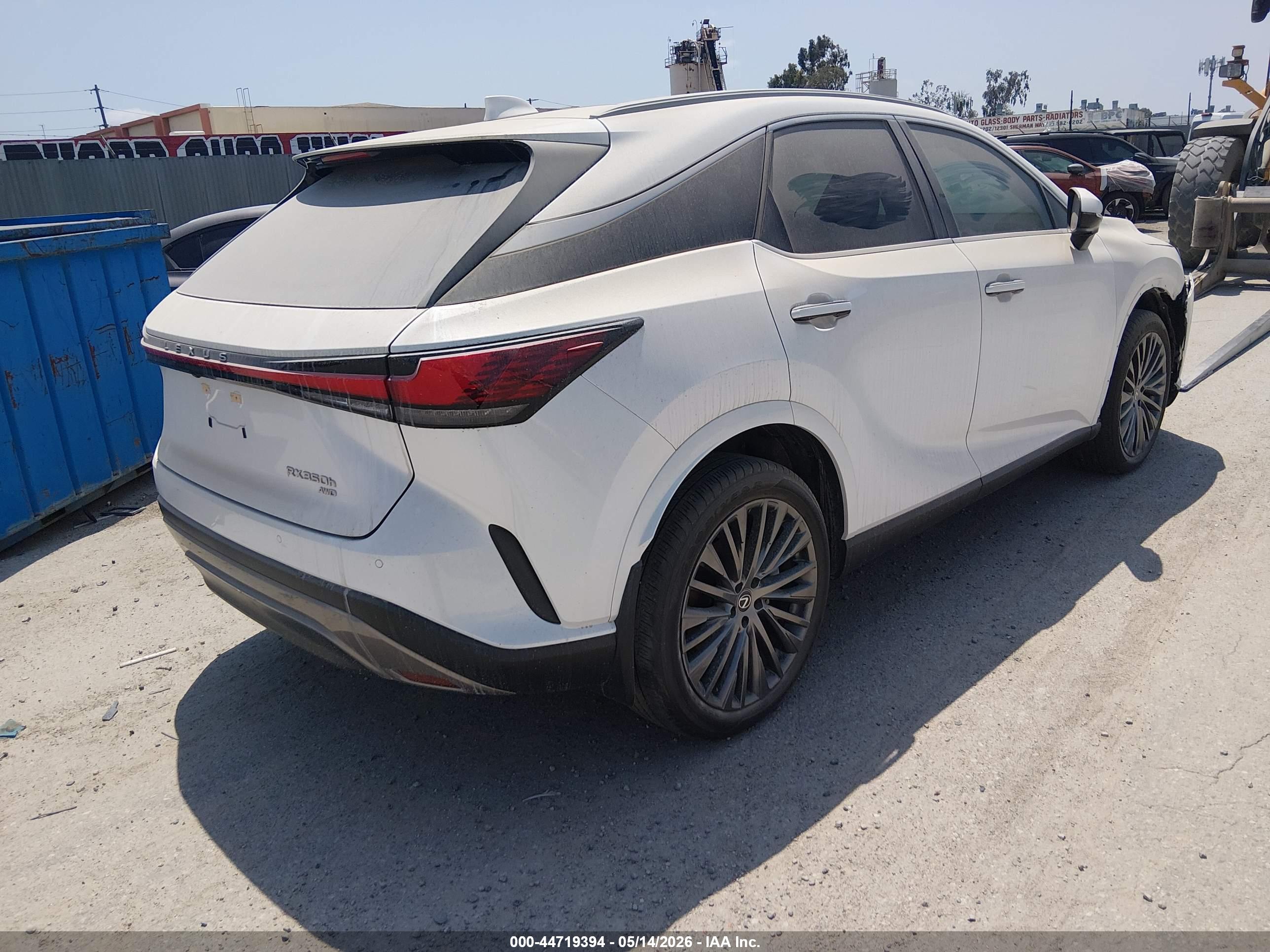 LEXUS RX image 4