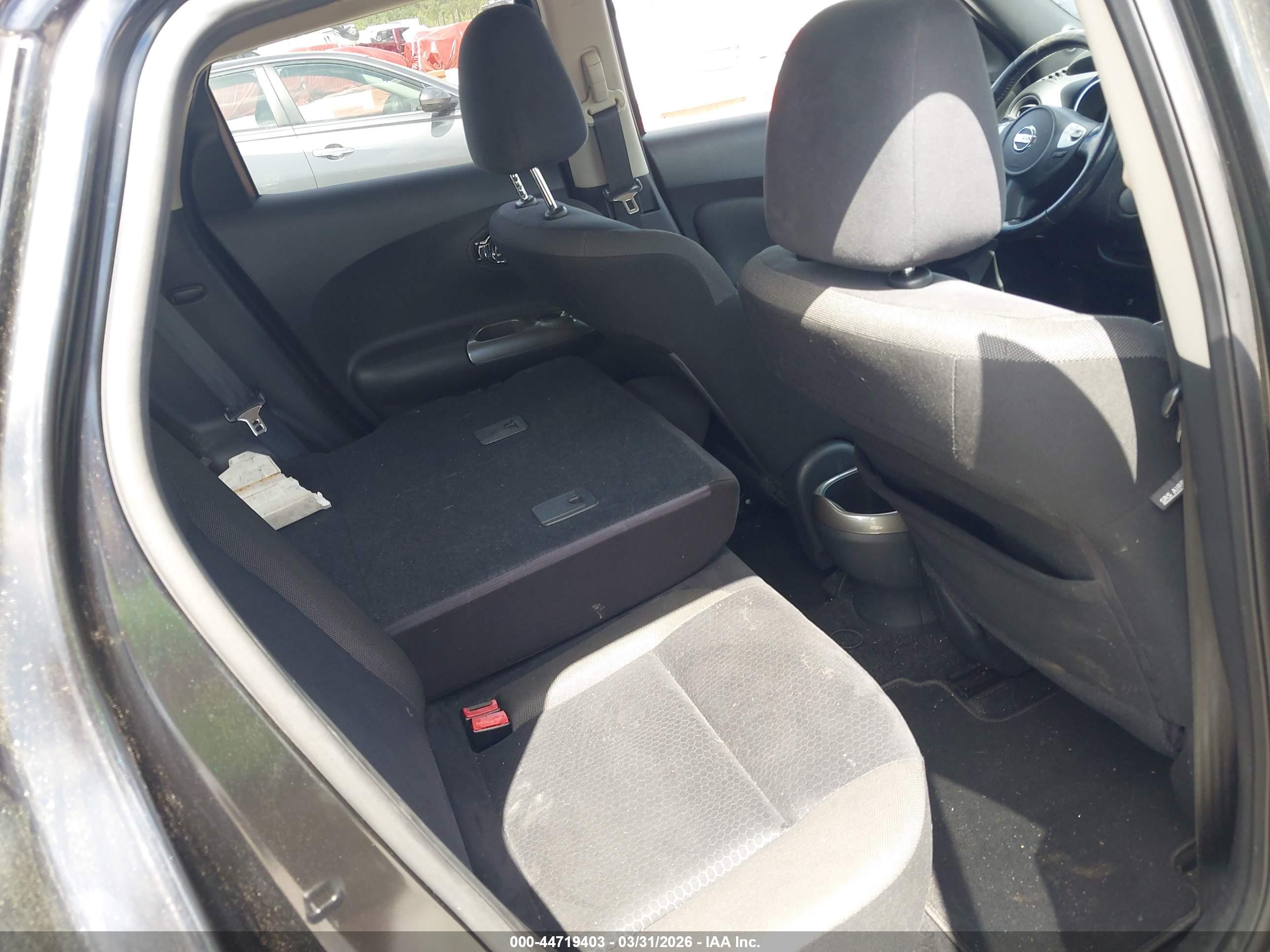 NISSAN JUKE image 8