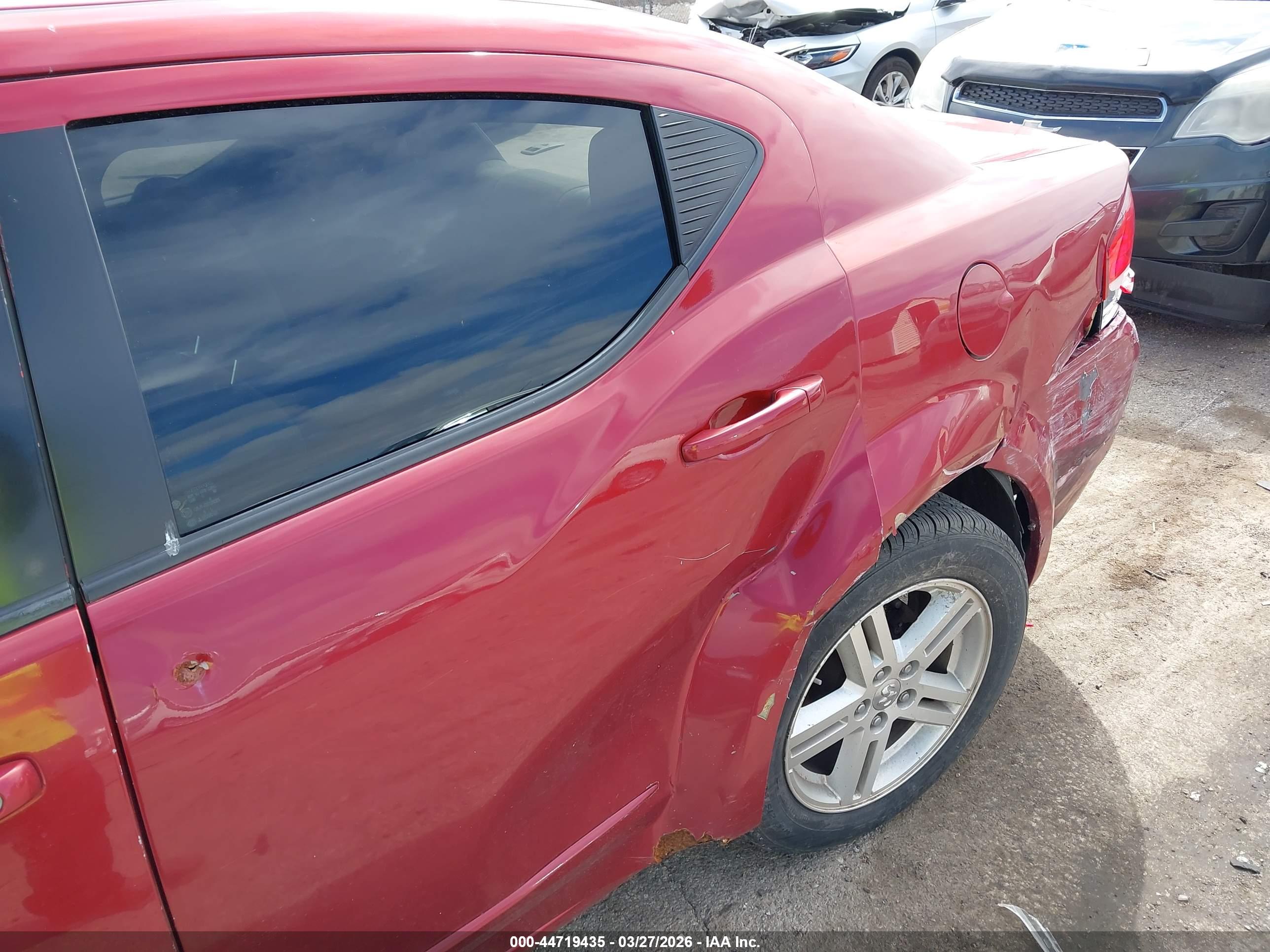 DODGE AVENGER image 6