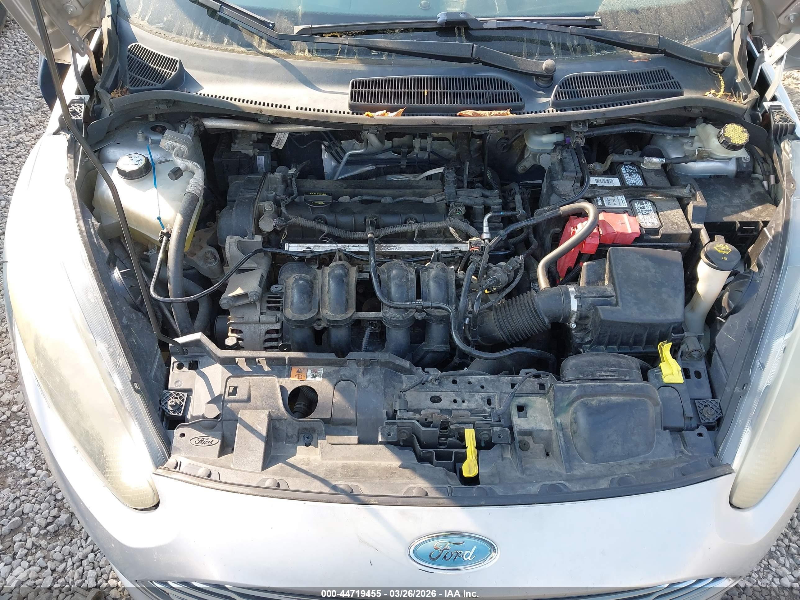 FORD FIESTA image 10