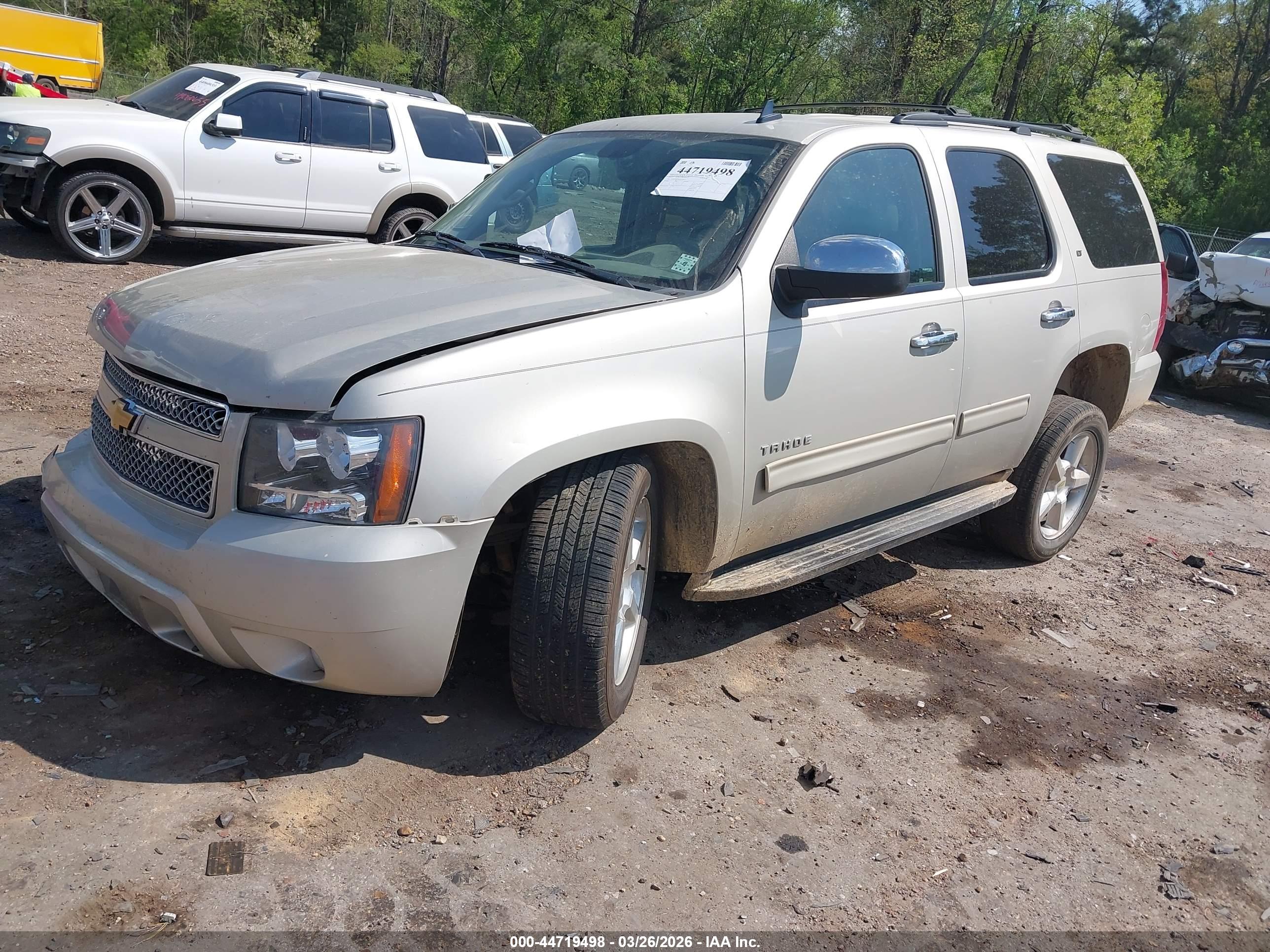 CHEVROLET TAHOE image 2