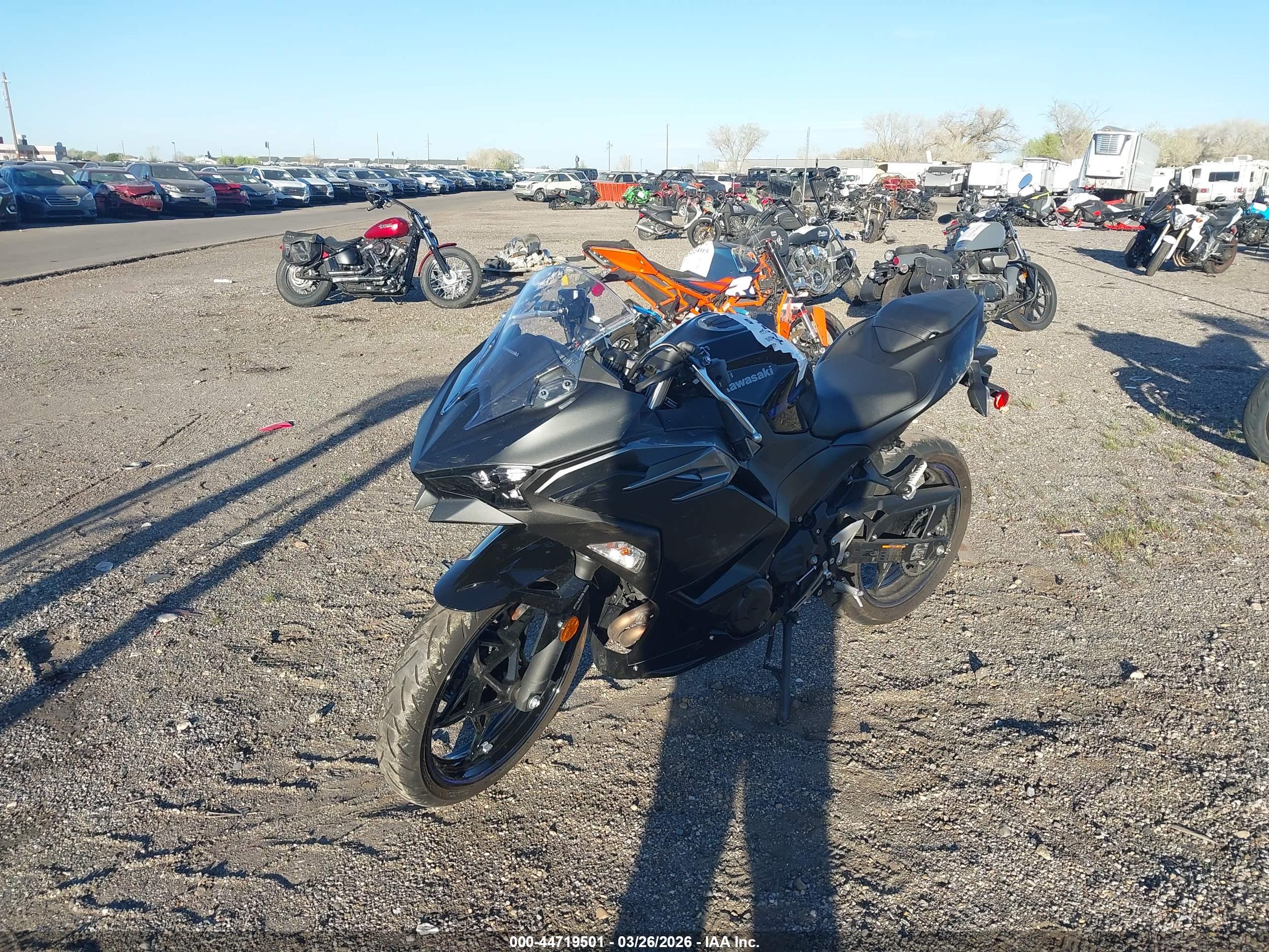 KAWASAKI EX500 image 2