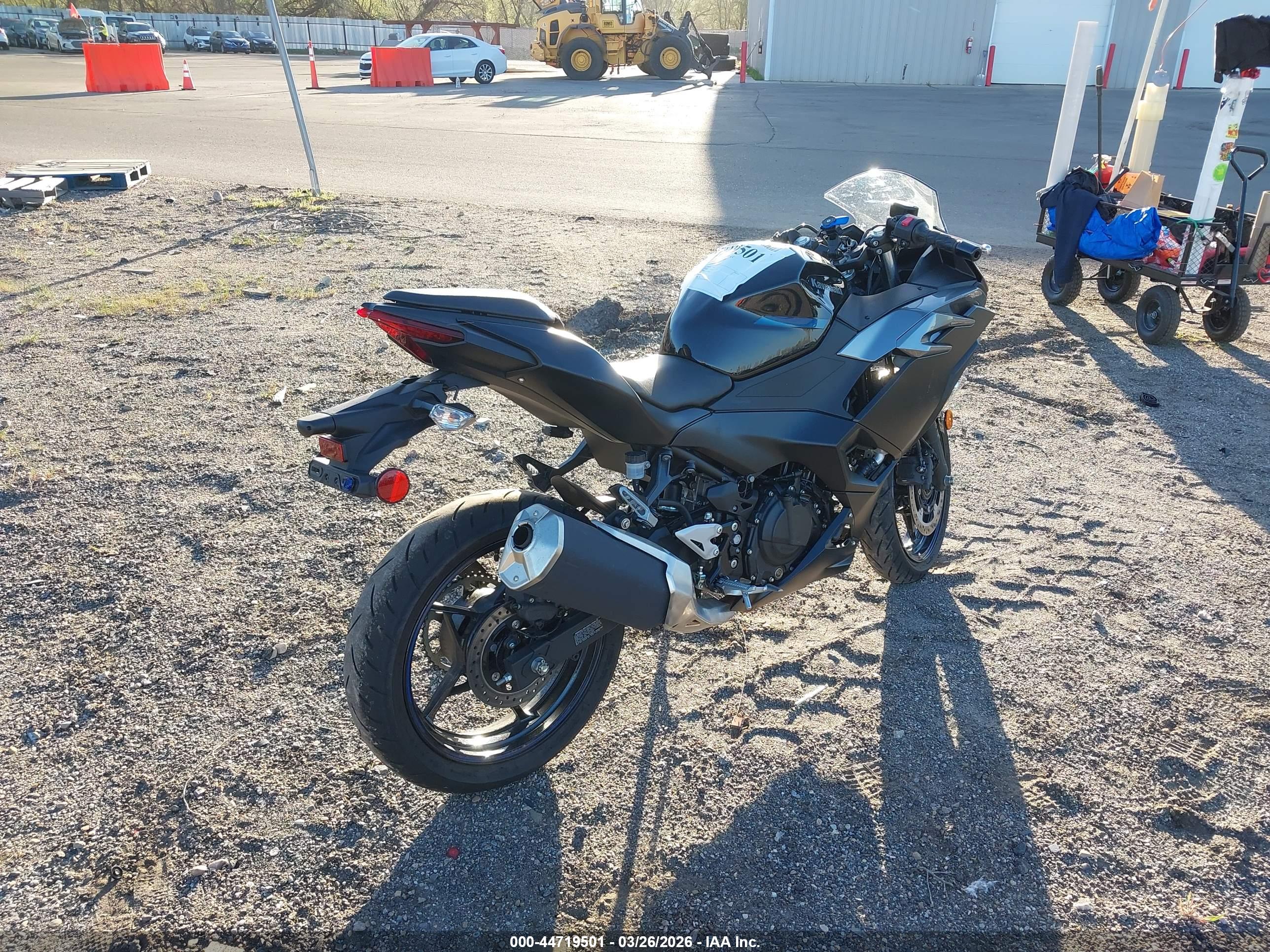 KAWASAKI EX500 image 4