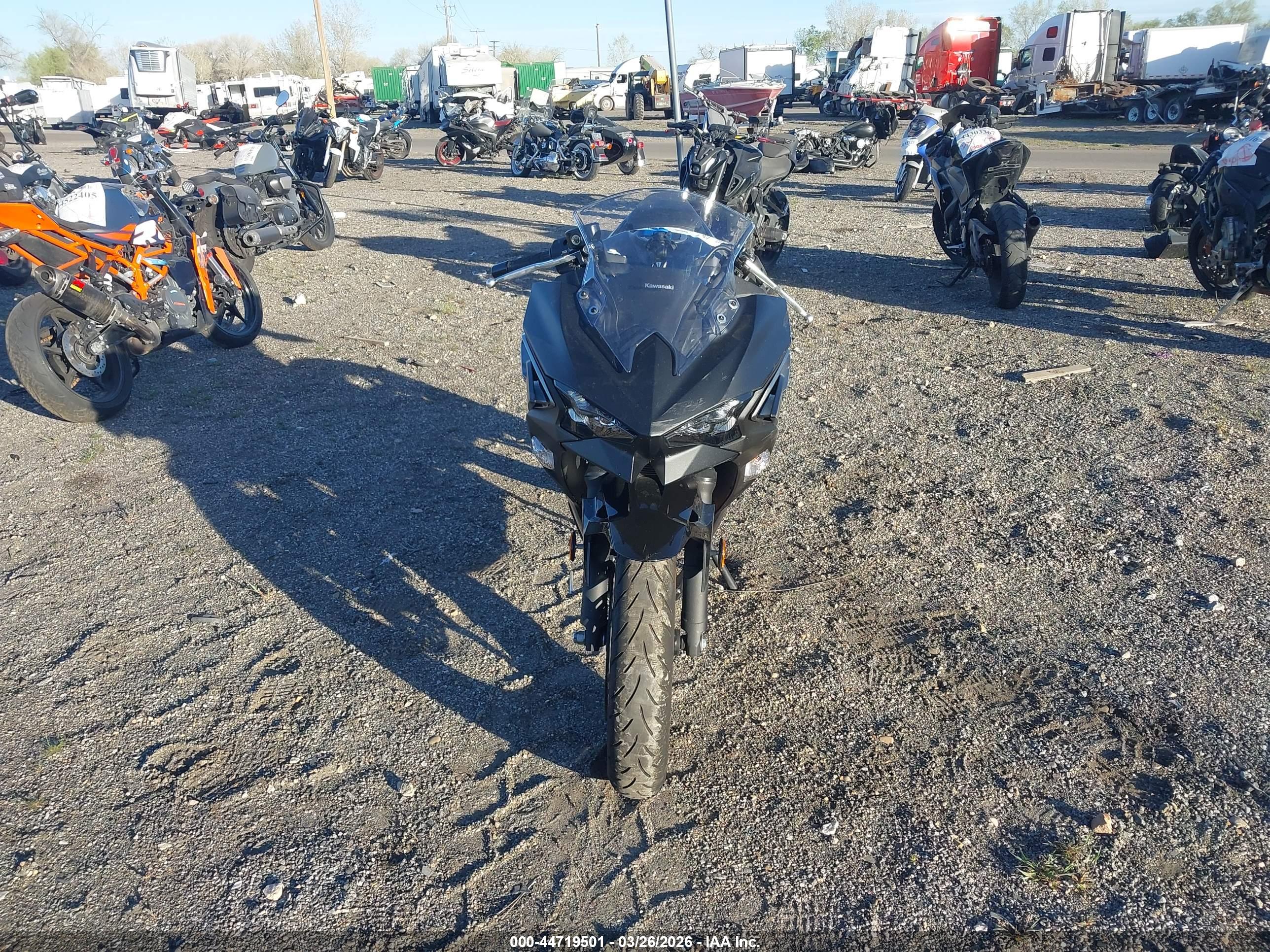 KAWASAKI EX500 image 5