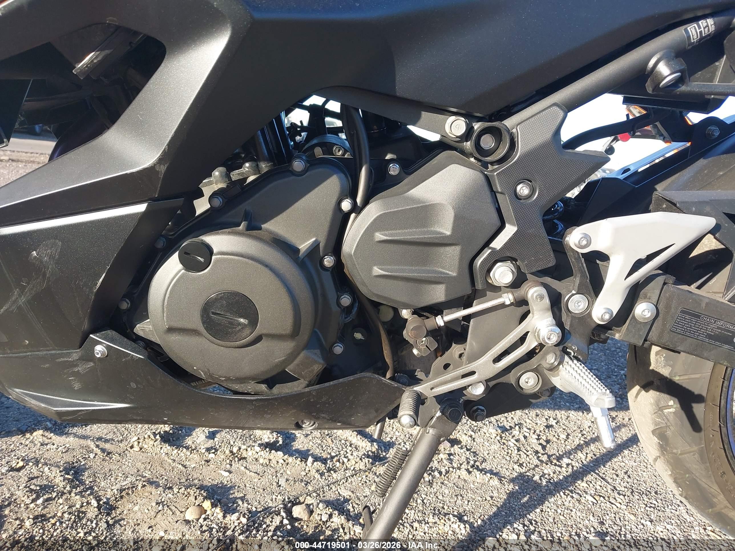 KAWASAKI EX500 image 9