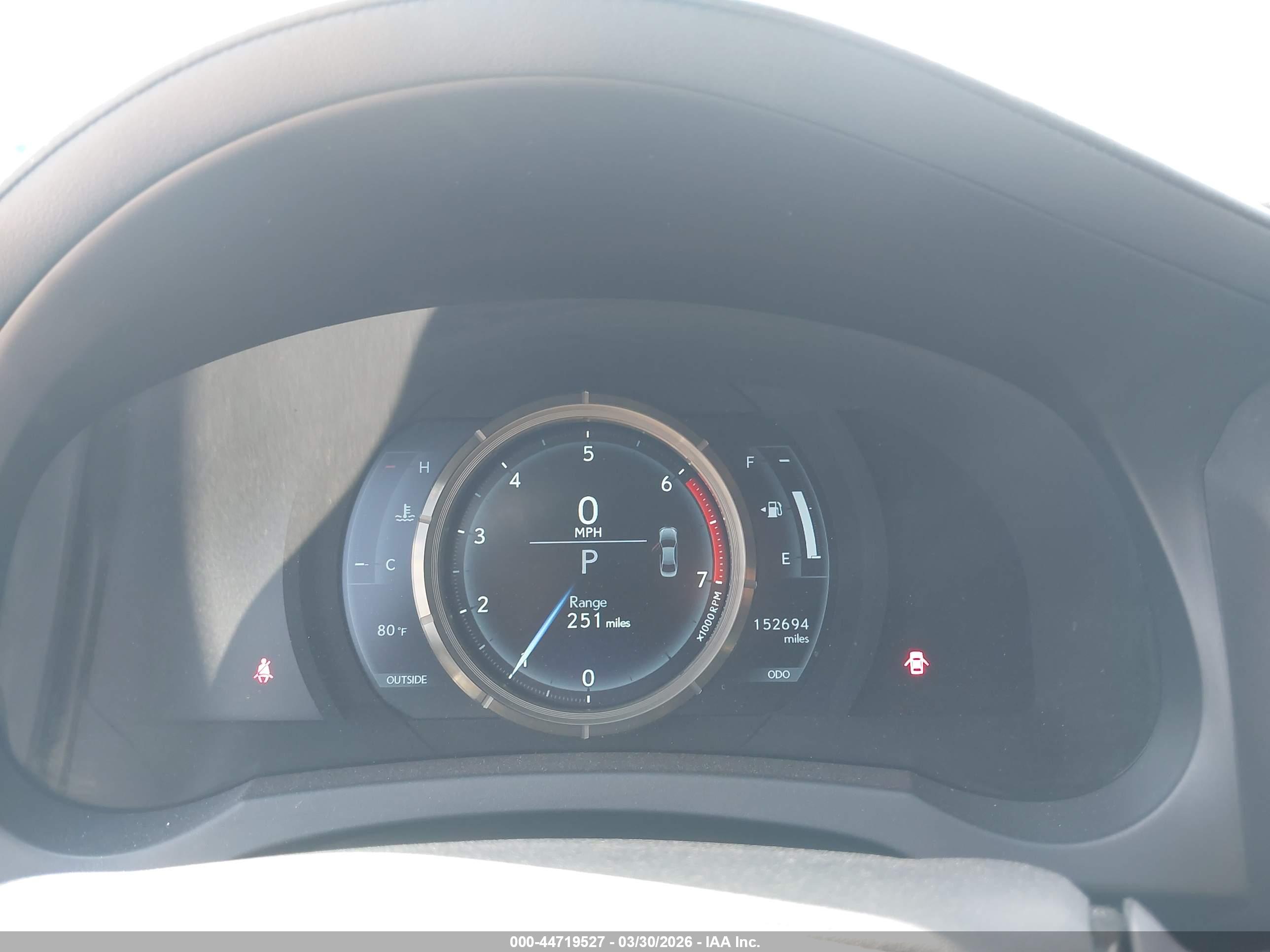 LEXUS IS image 7