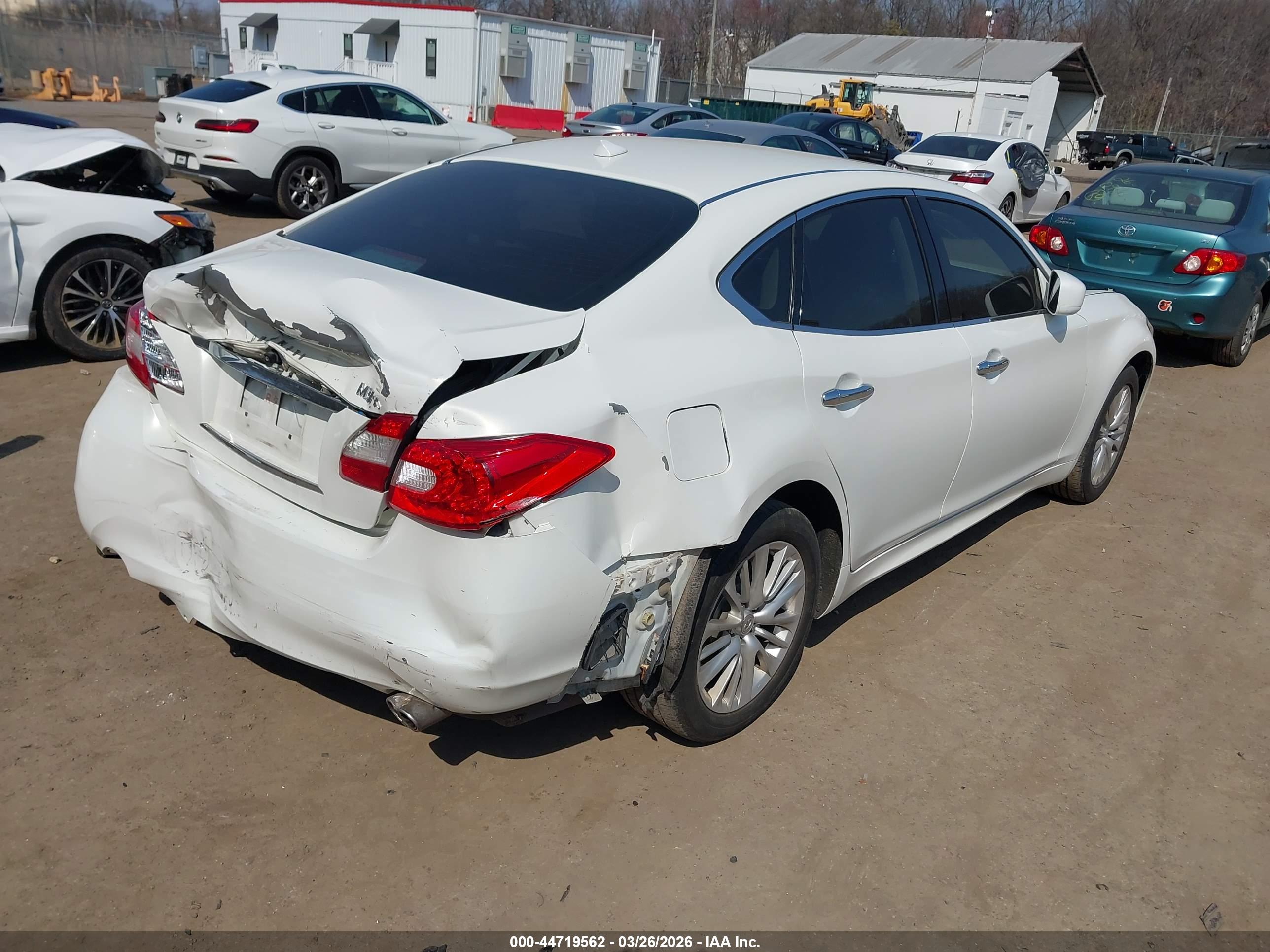 INFINITI M37X image 4