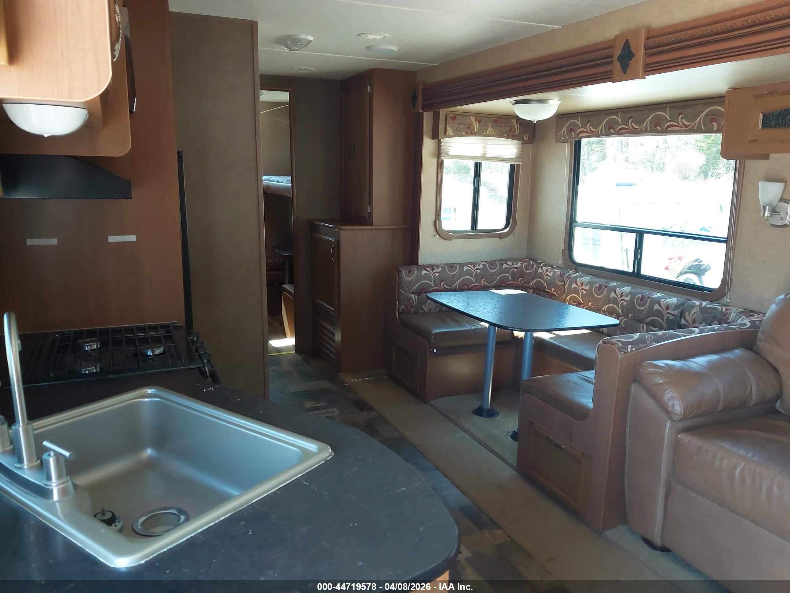 STARCRAFT RV image 8