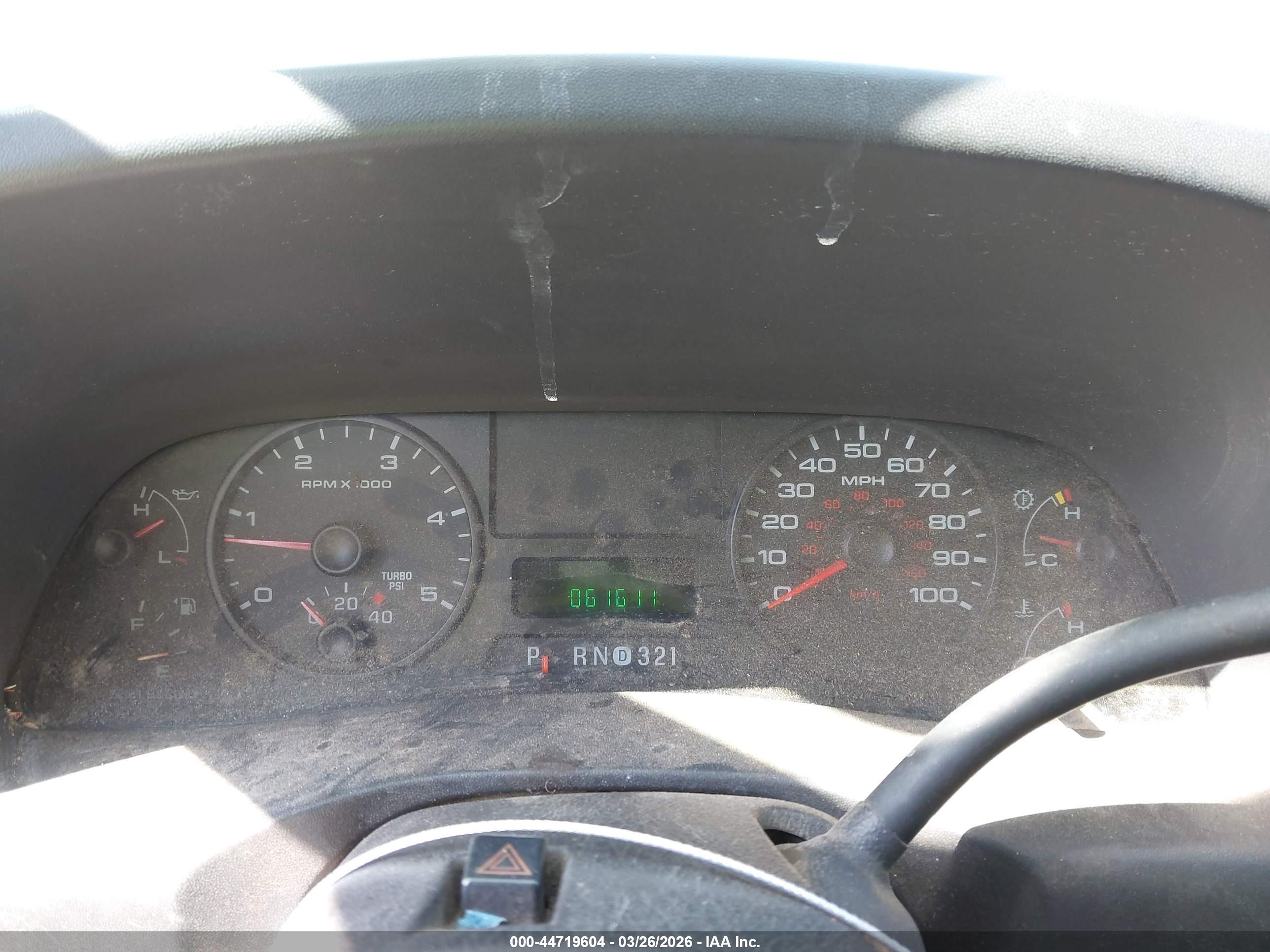 FORD F-450 image 6
