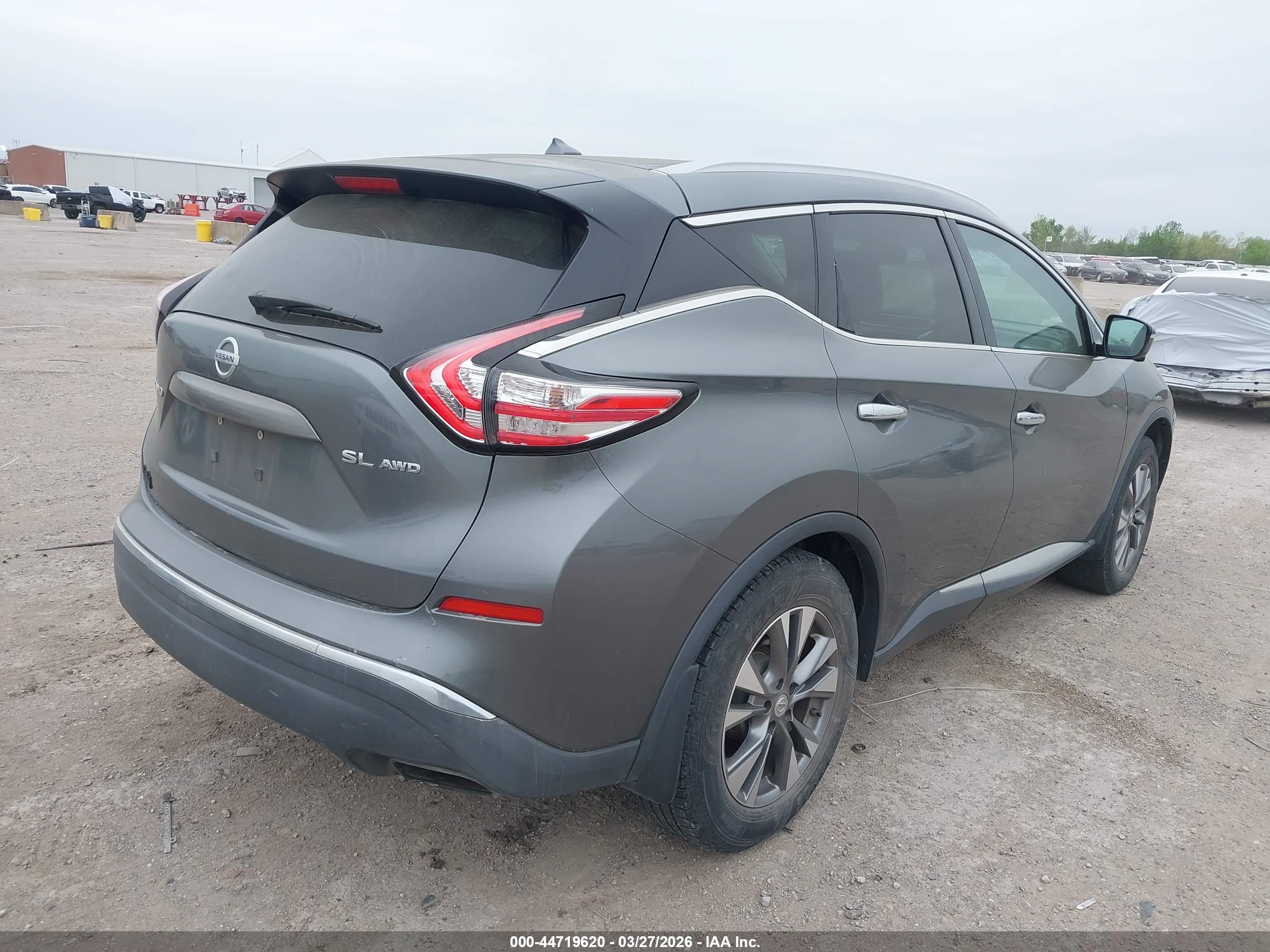 NISSAN MURANO image 4