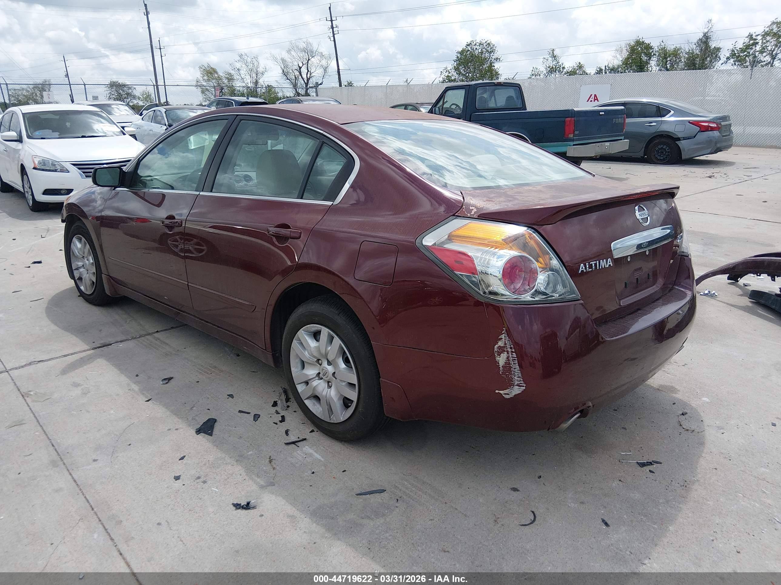 NISSAN ALTIMA image 3