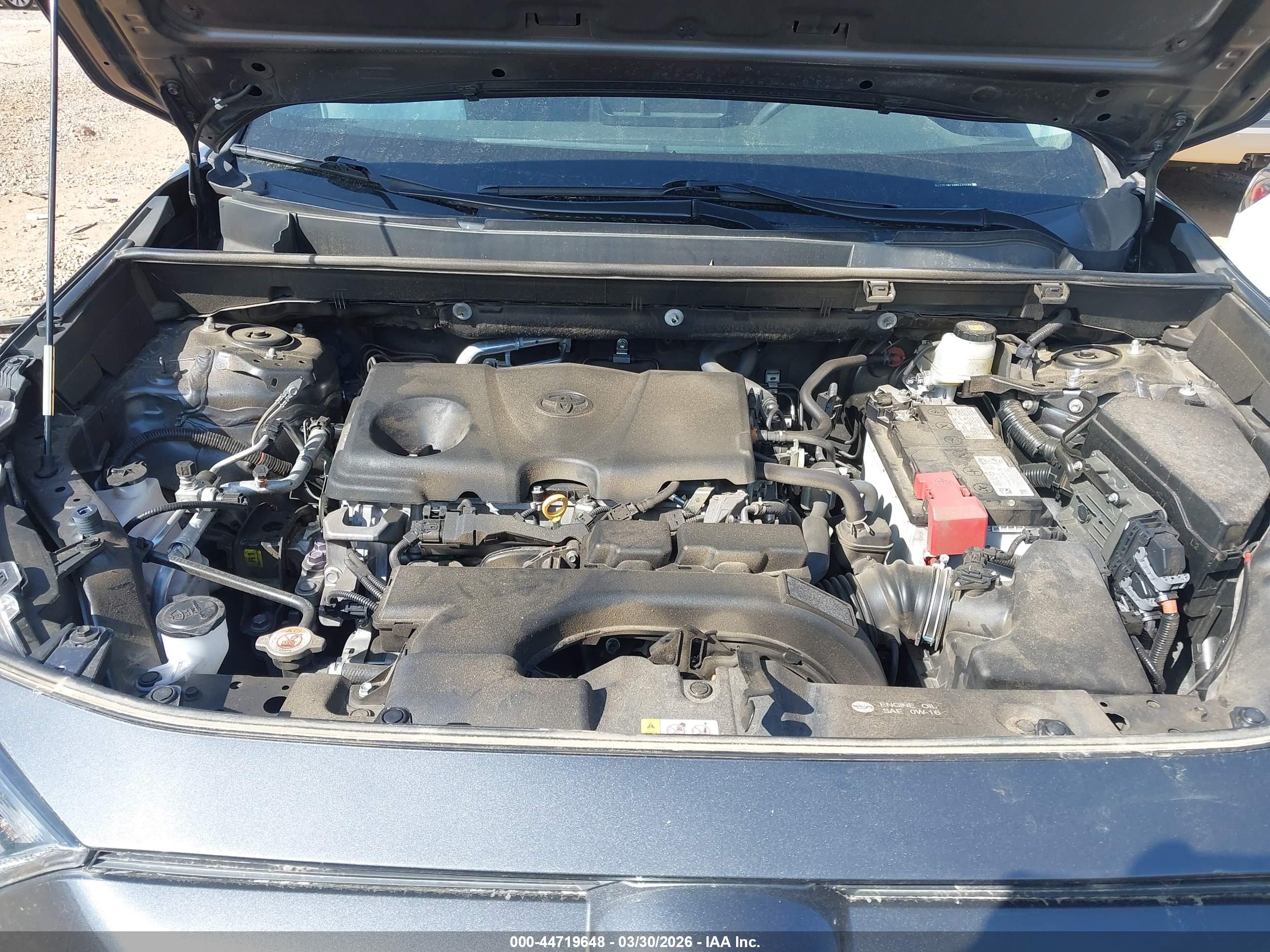 TOYOTA RAV4 image 10
