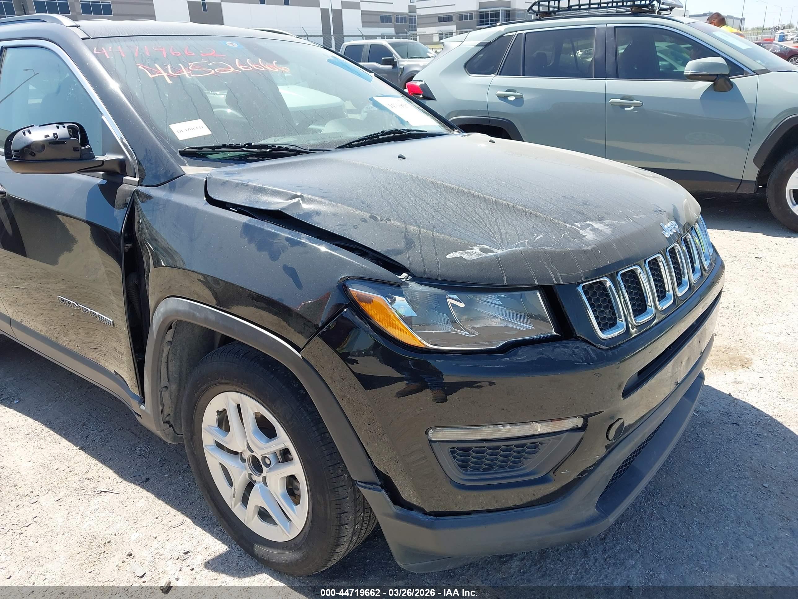 JEEP COMPASS image 6