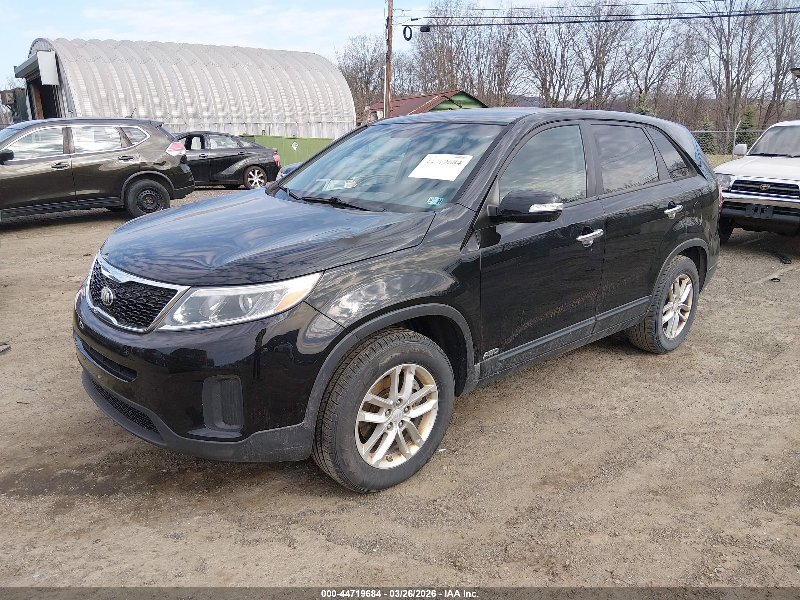 KIA SORENTO image 2
