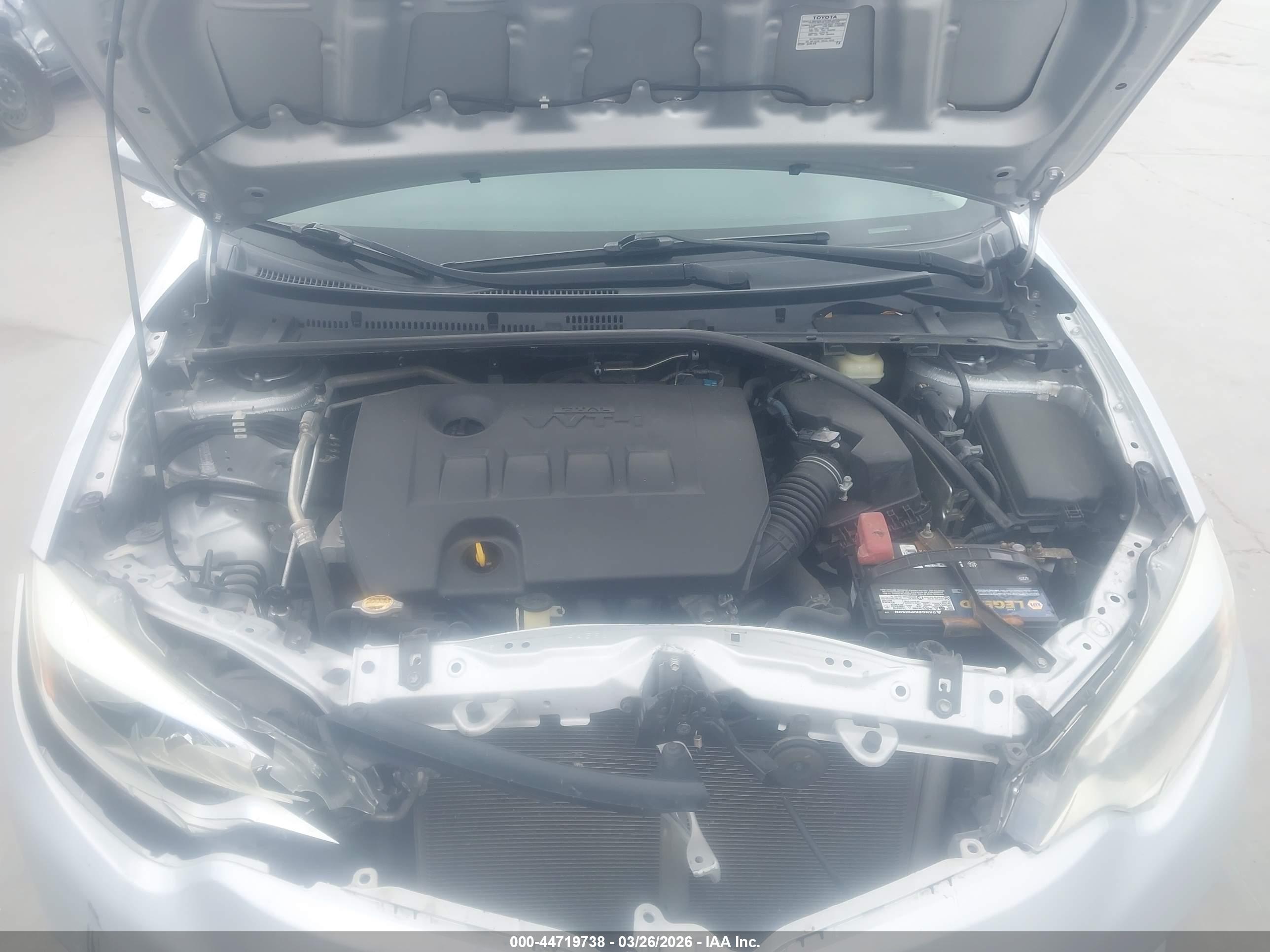TOYOTA COROLLA image 10