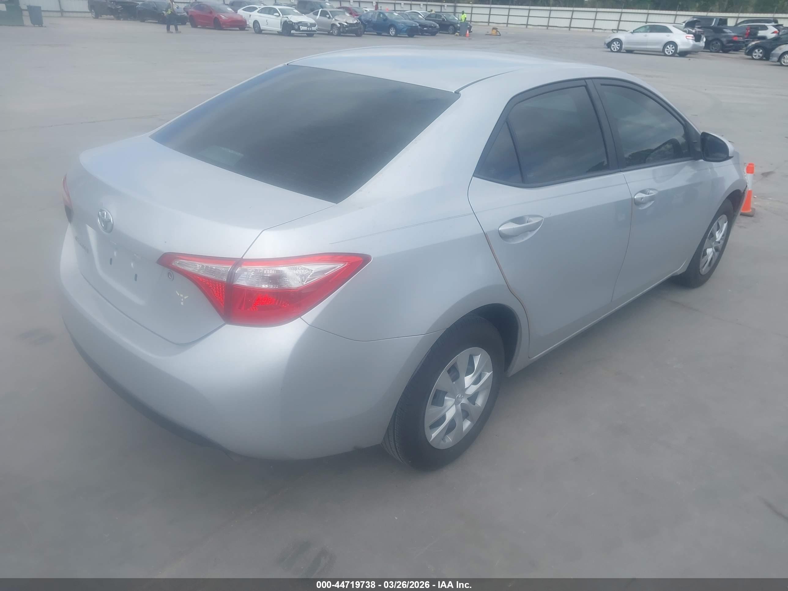 TOYOTA COROLLA image 4