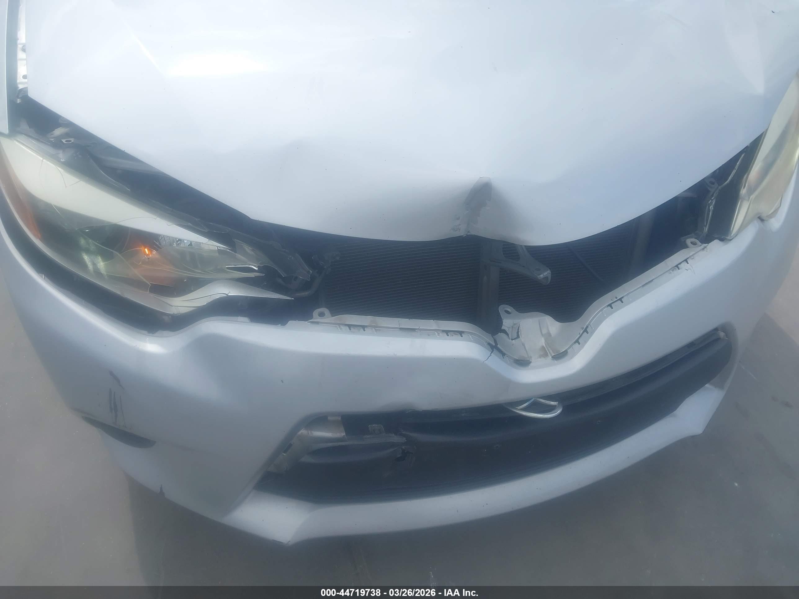 TOYOTA COROLLA image 6